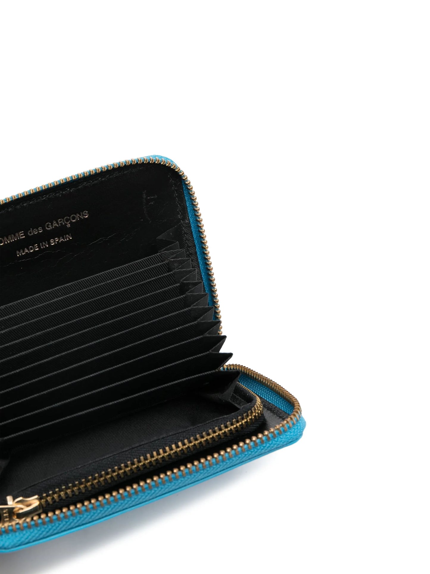 all-around zipped wallet