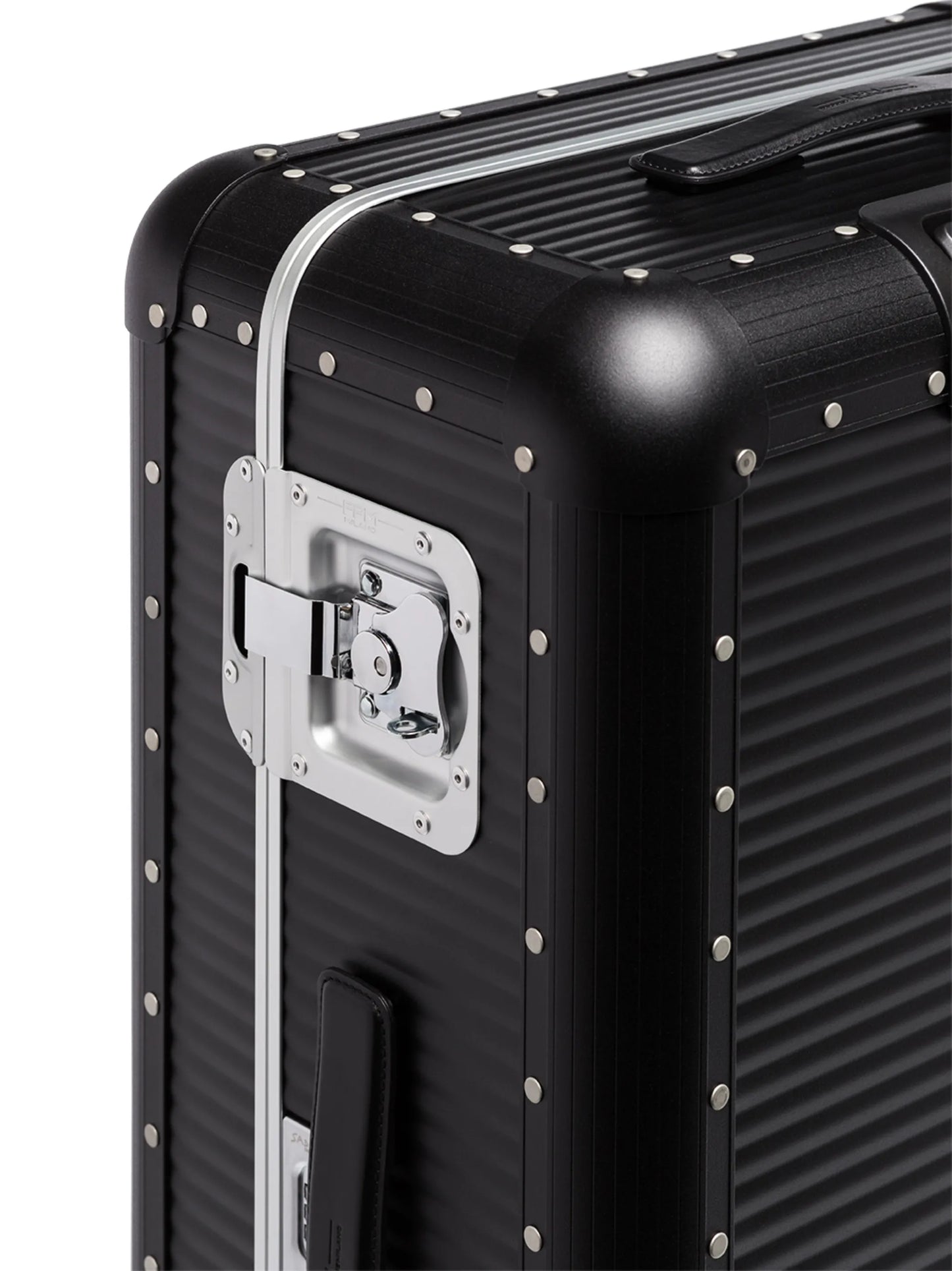 Black Bank Spinner 76 luggage