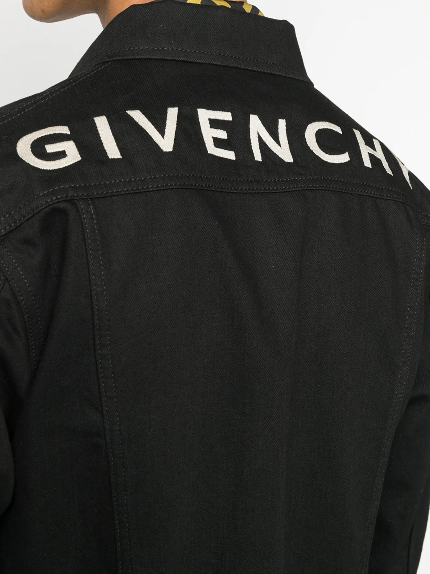 pocket detail denim jacket
