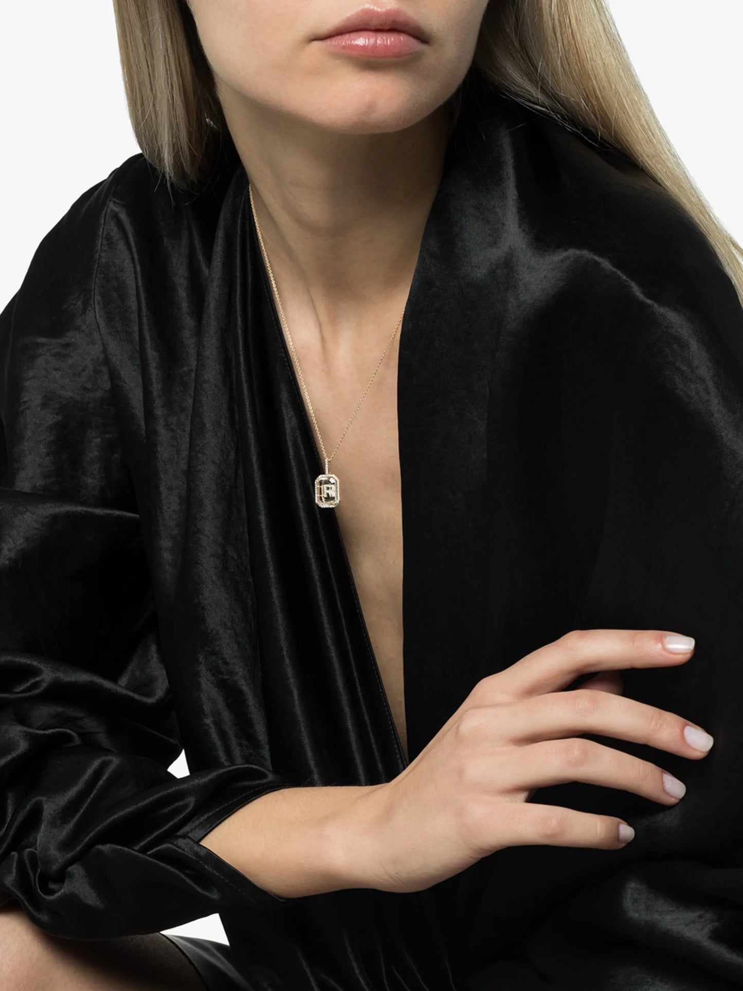 14kt gold R initial diamond necklace