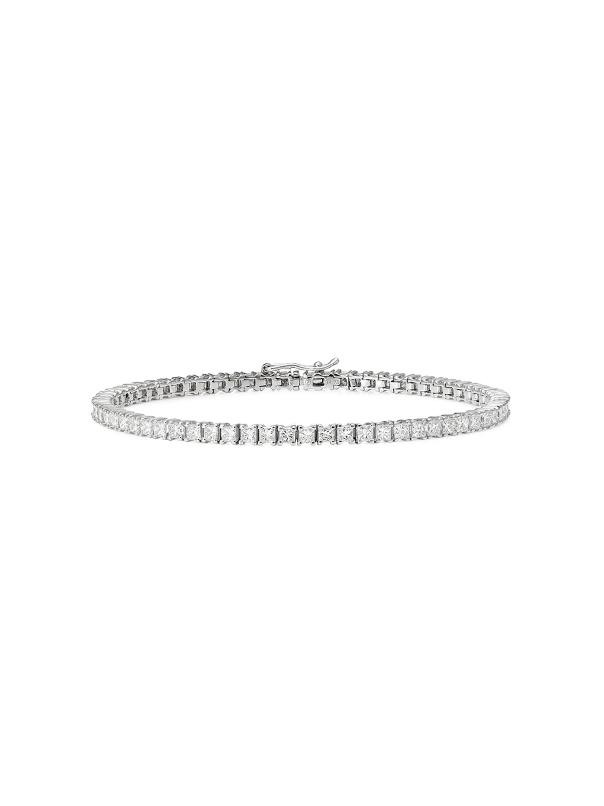 18kt white gold diamond bracelet
