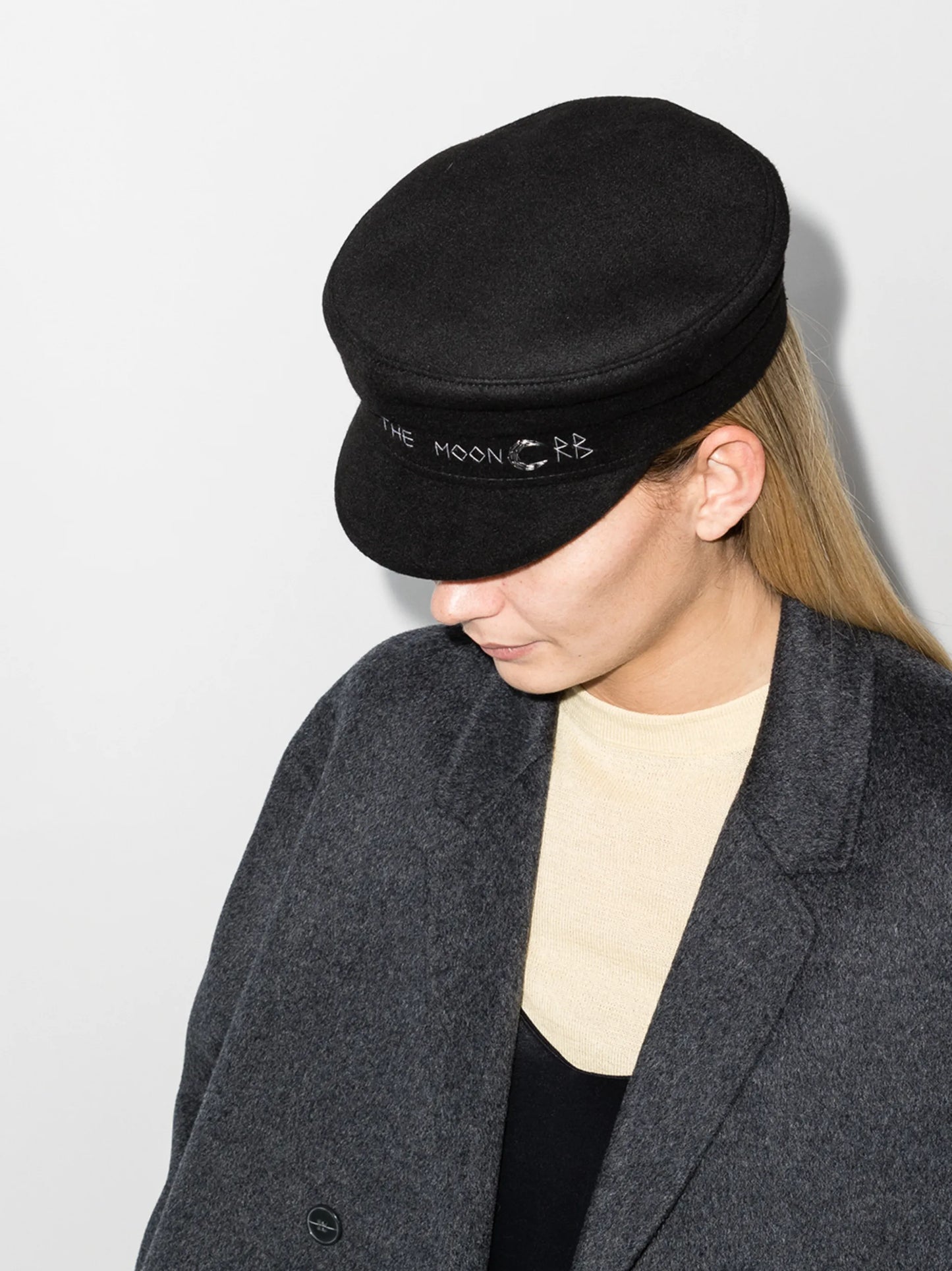 crystal-embellished logo baker boy cap