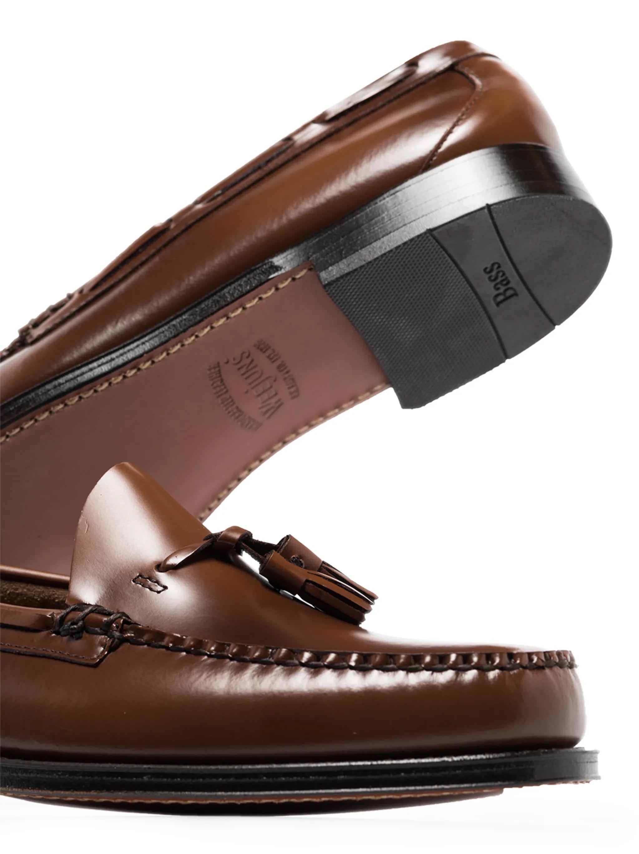 weejuns larkin tassel loafers