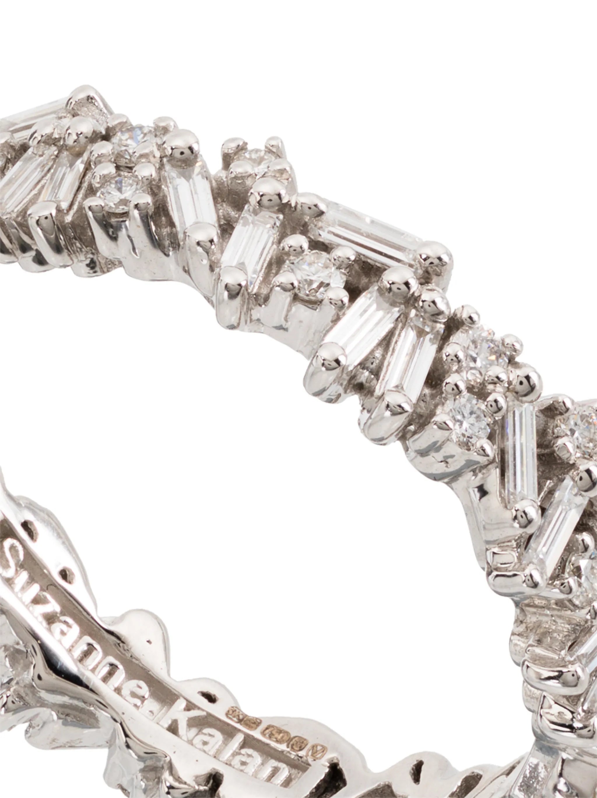 18kt white gold Icon baguette diamond ring