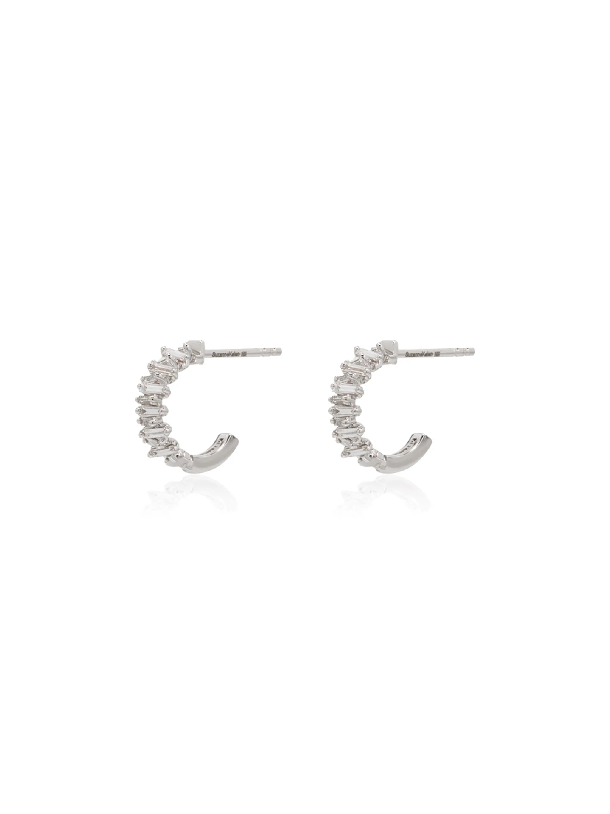 18kt white gold Classic Zigzag mini diamond hoop earrings