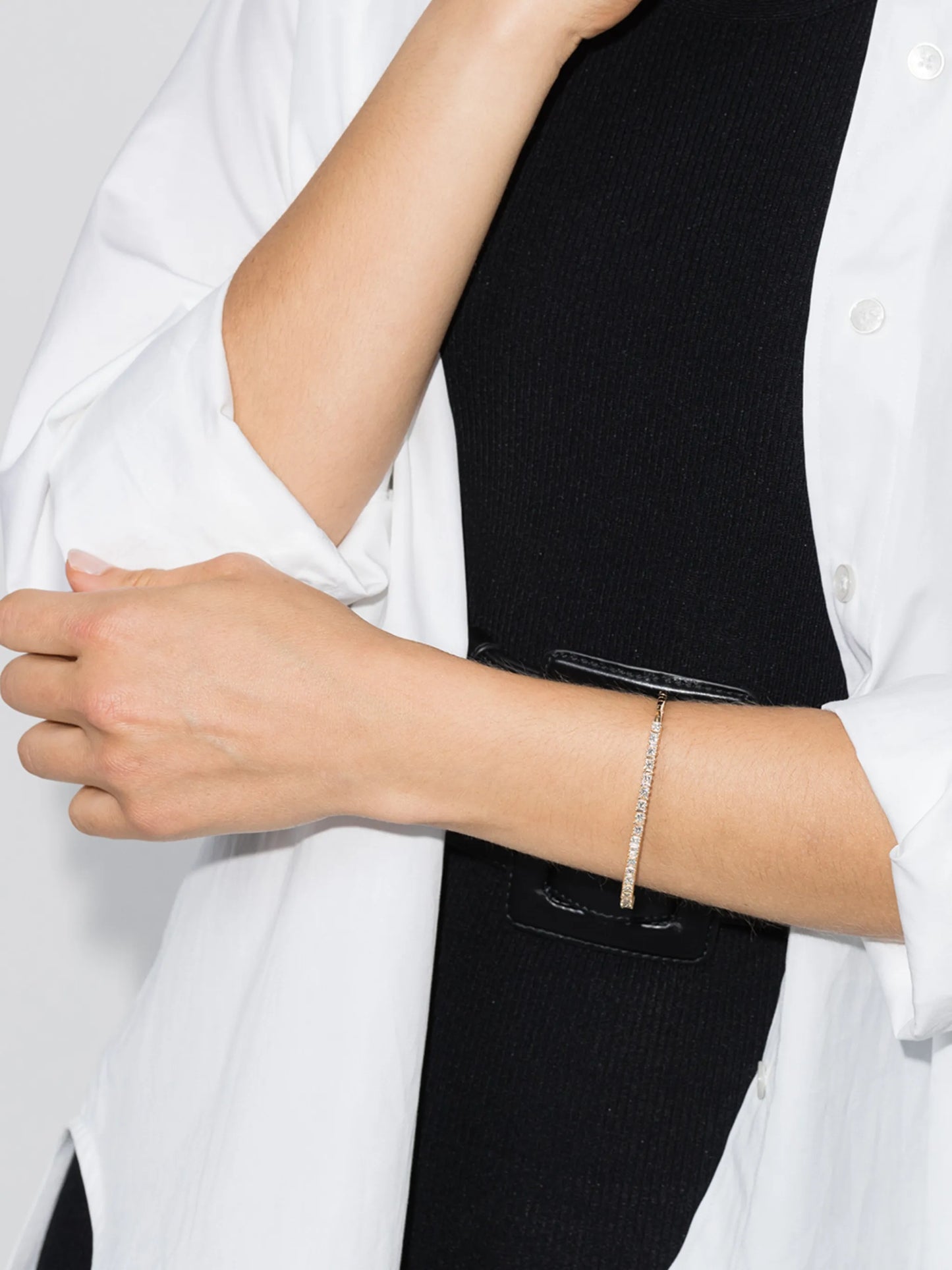 18kt yellow gold mixed cut diamond bracelet