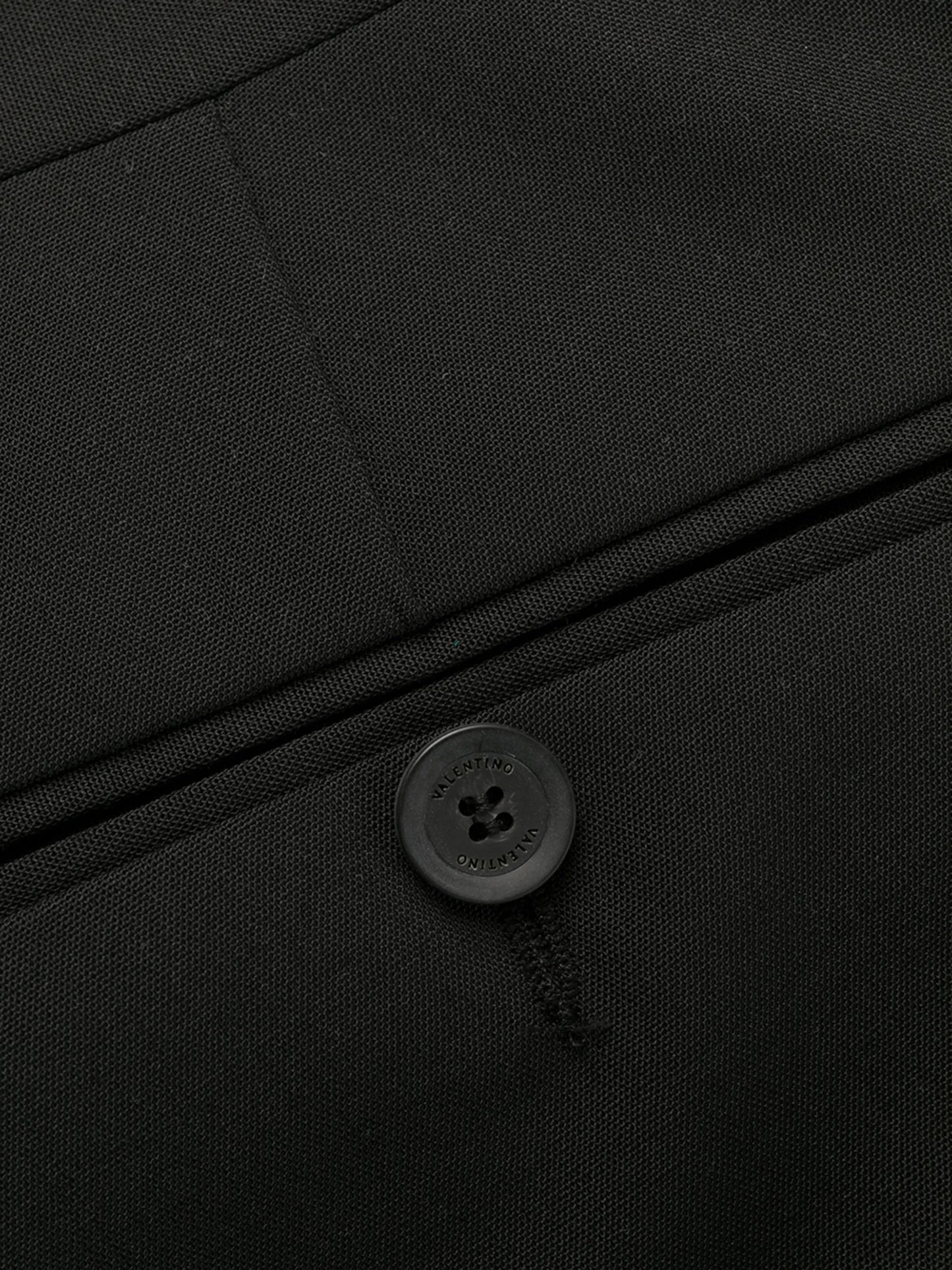 slim-fit tailored trousers