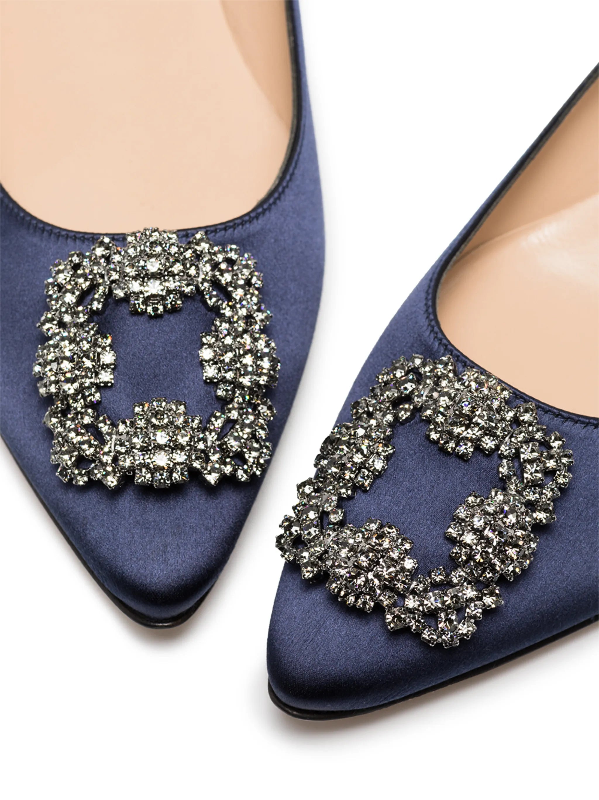 Hangisi appliqué flat pumps