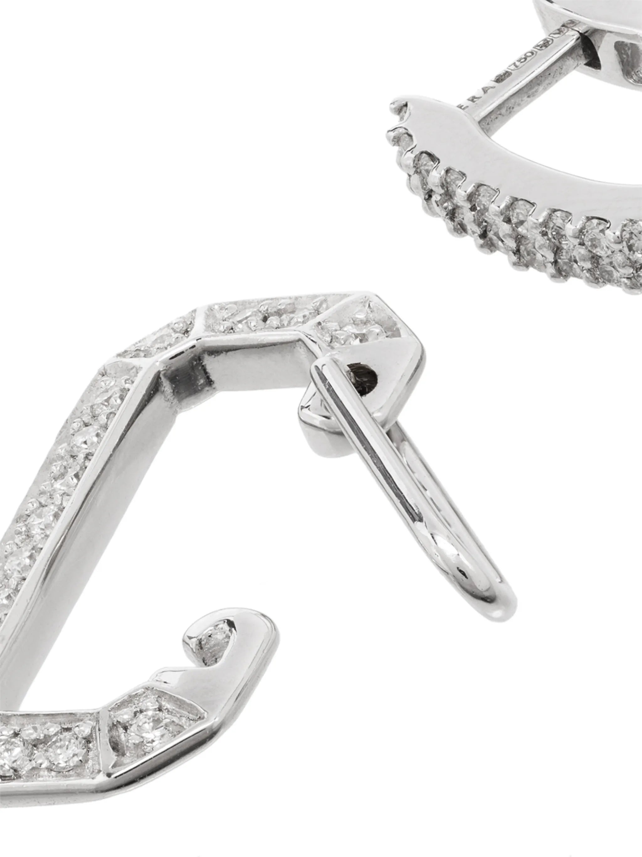 18kt white gold Chiara diamond earring