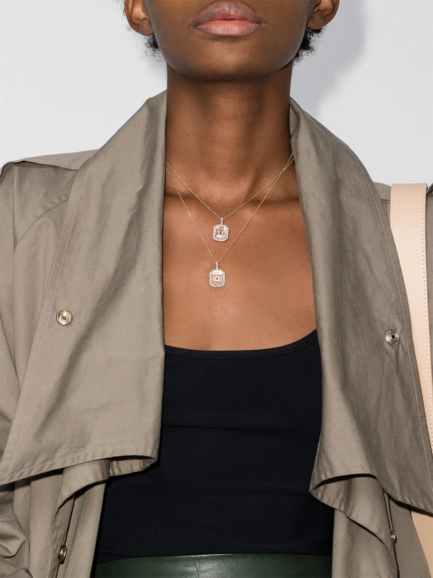 14kt yellow gold U-initial diamond necklace