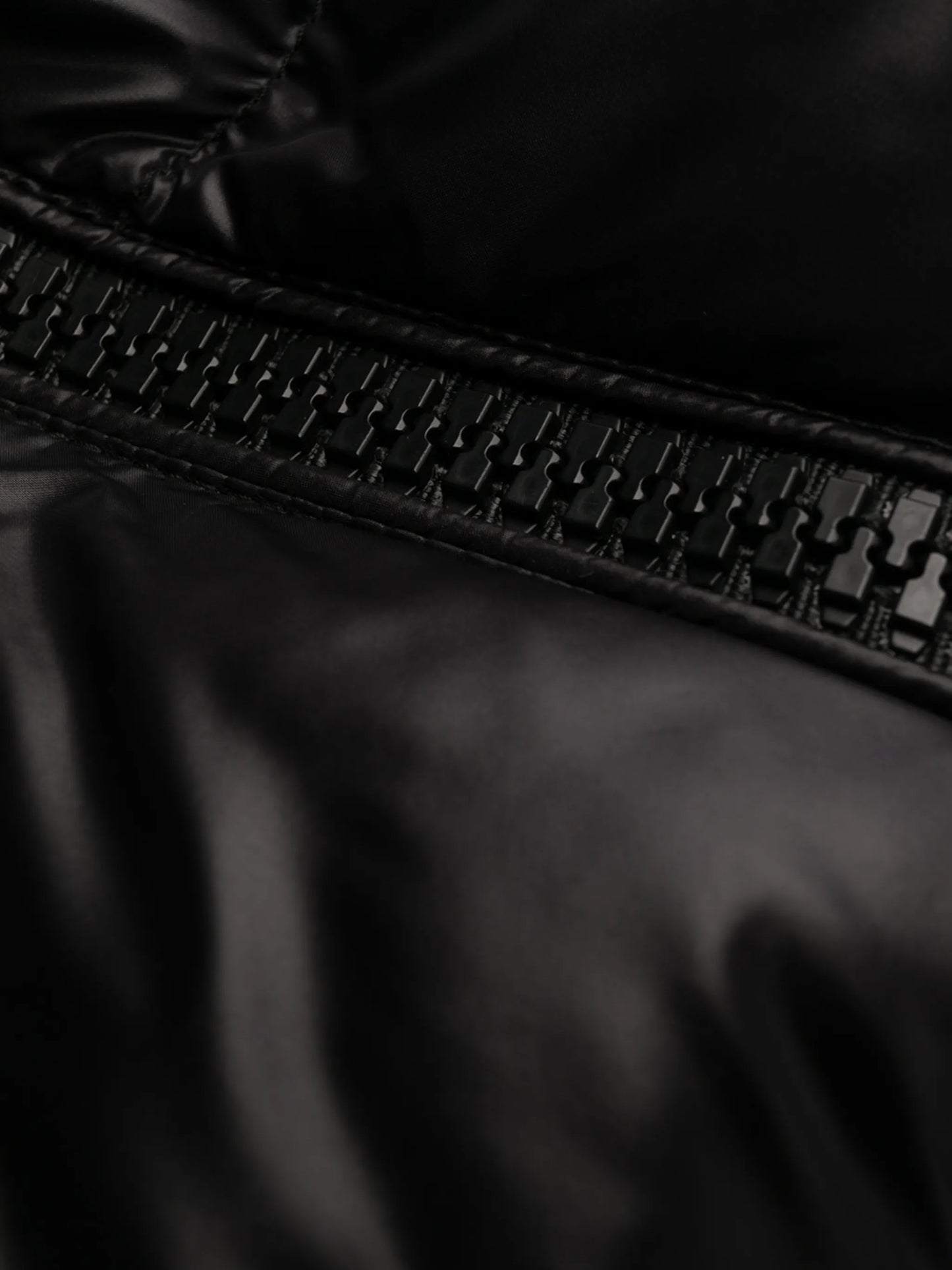 logo patch hooded puffer jacket