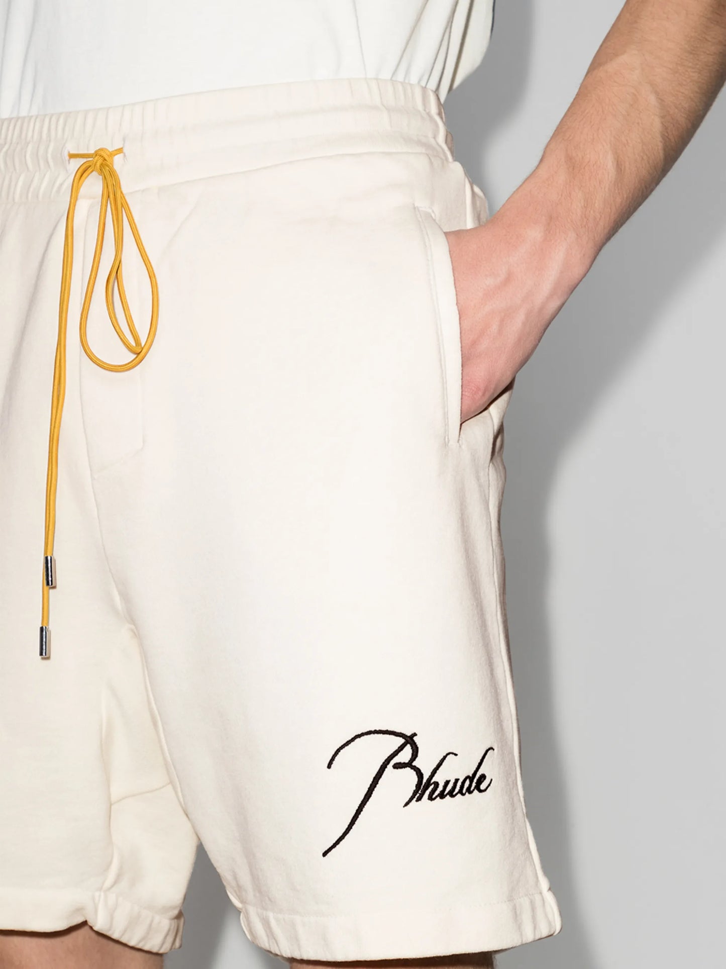 Bermuda Shorts "Beige"