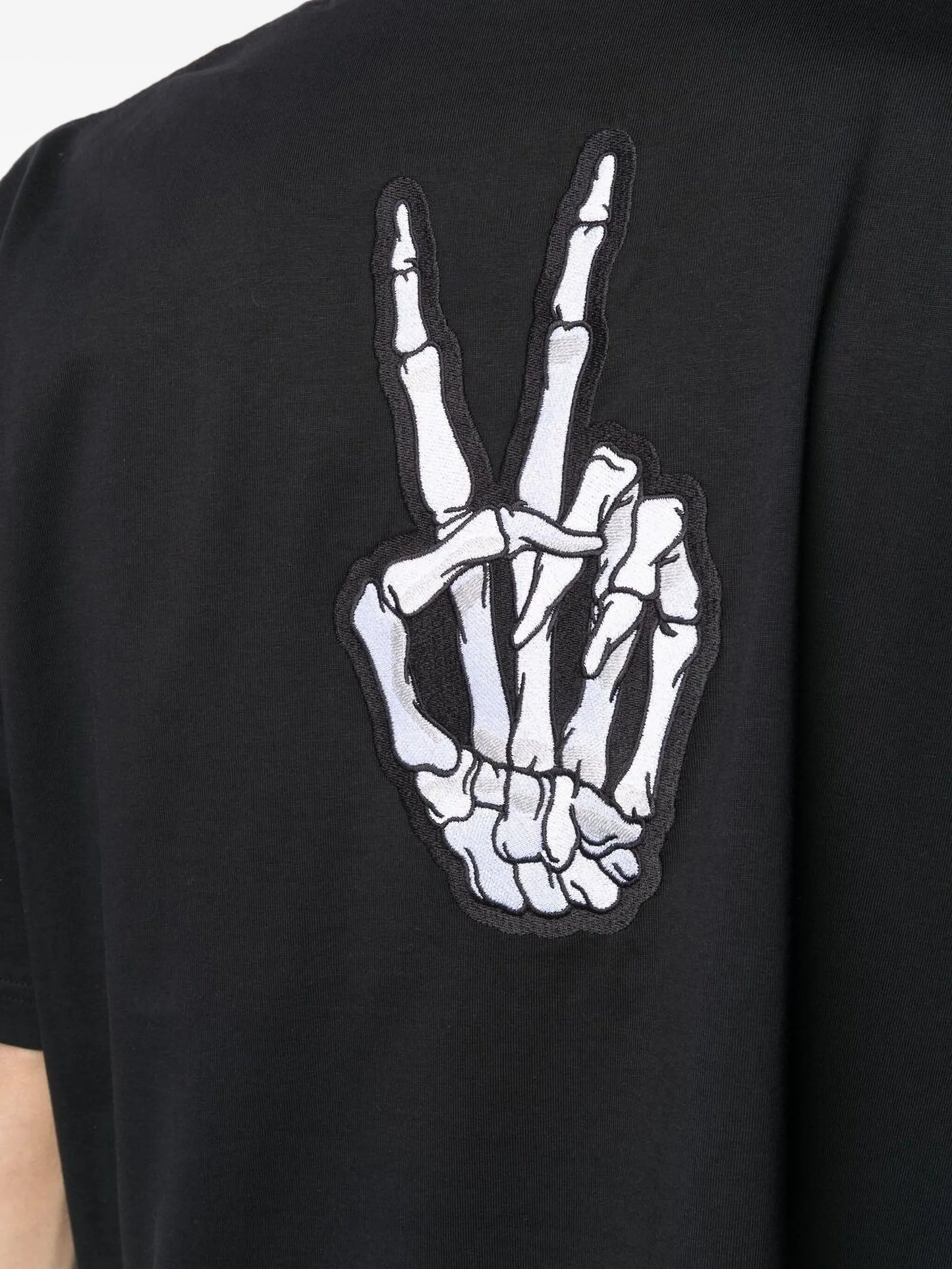 smiley-face print T-shirt
