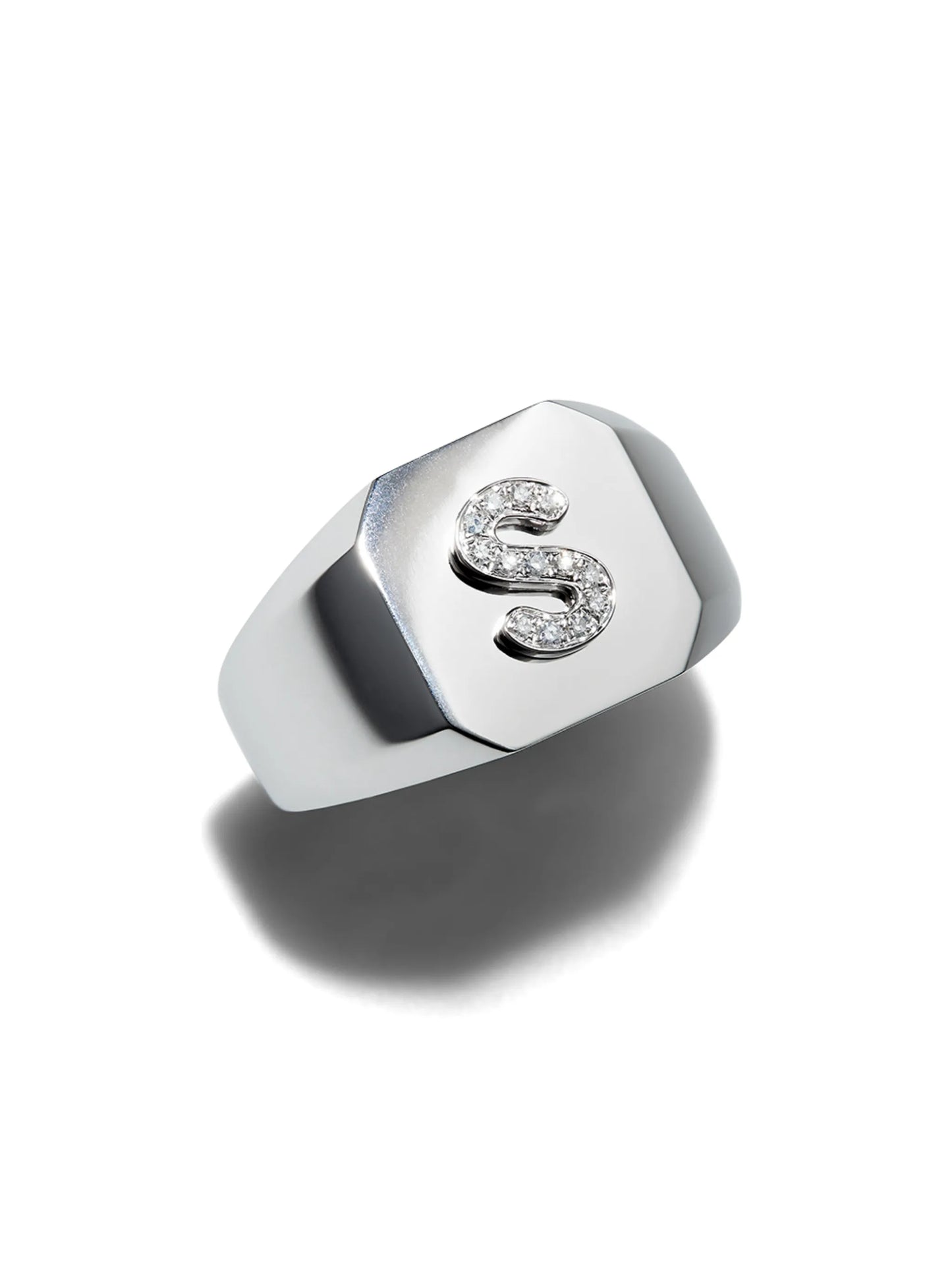 18kt white gold S-initial ring