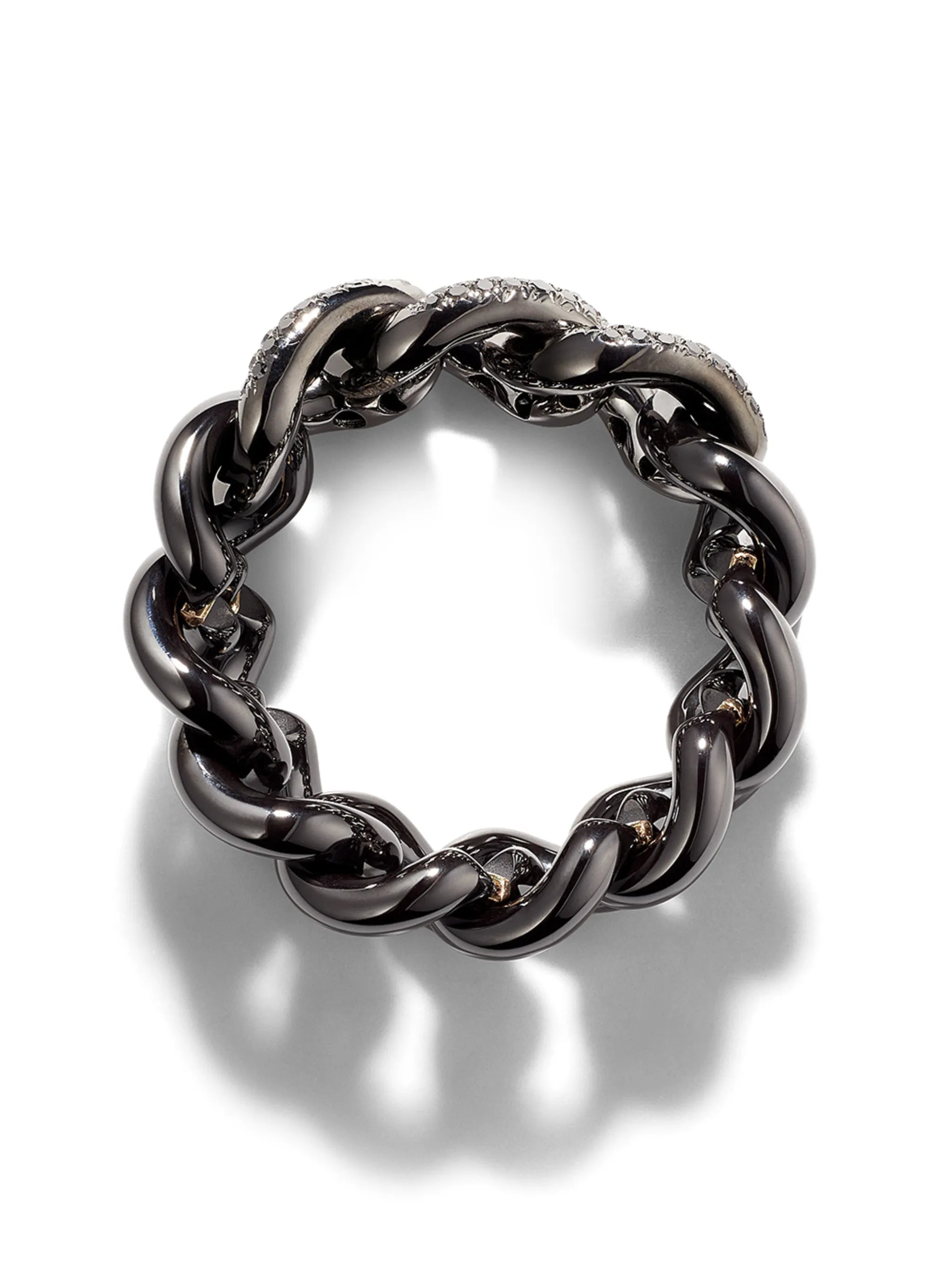 18kt black gold diamond chain ring
