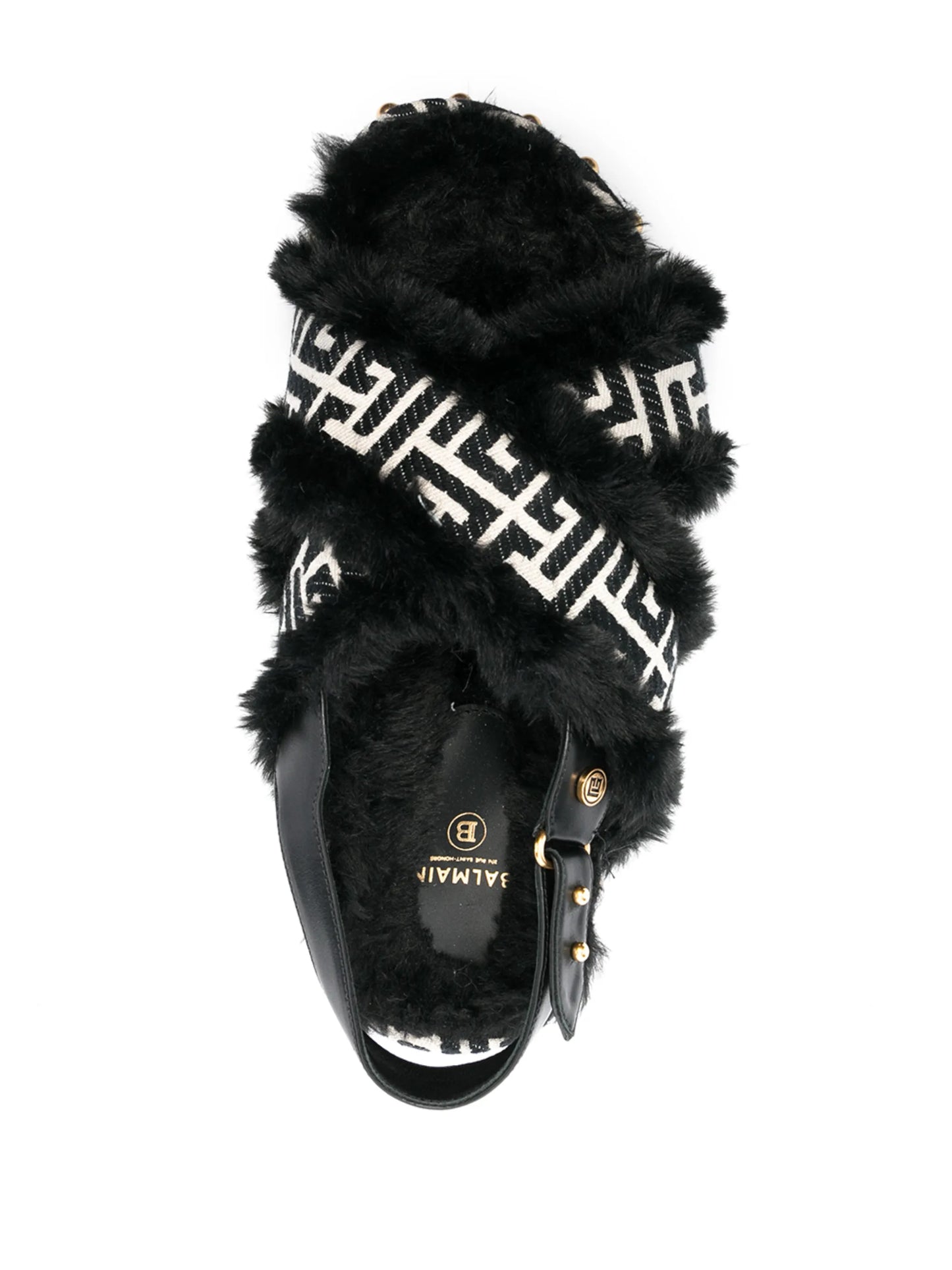 crossover strap flat sandals