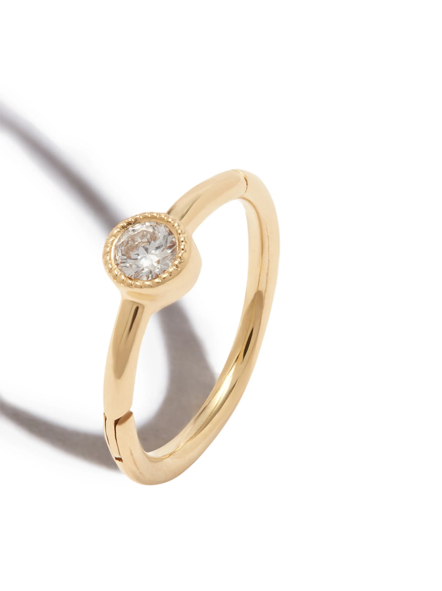 18kt yellow gold Scalloped Diamond clicker earring