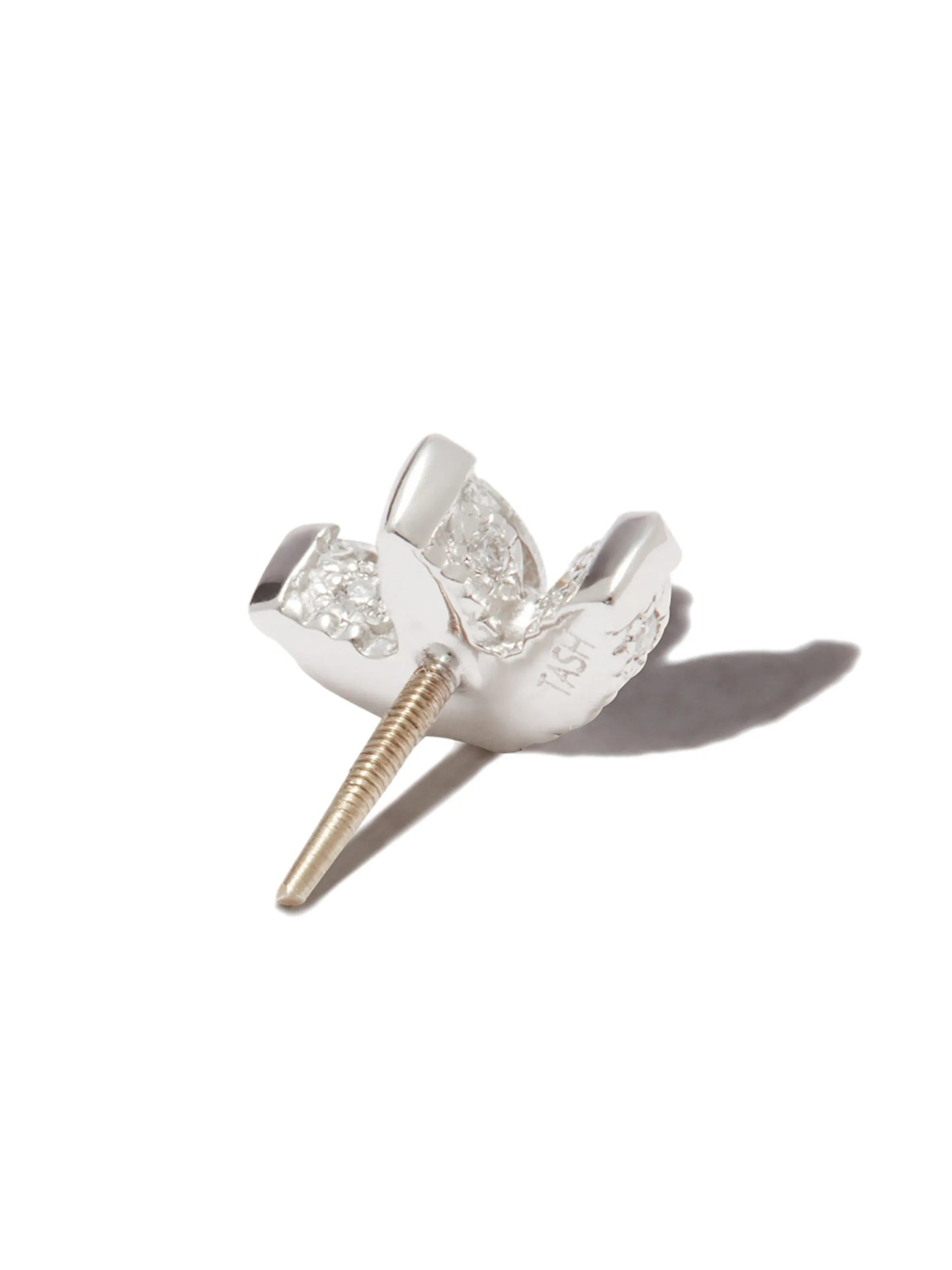 18kt white gold Engraved Lotus stud earring