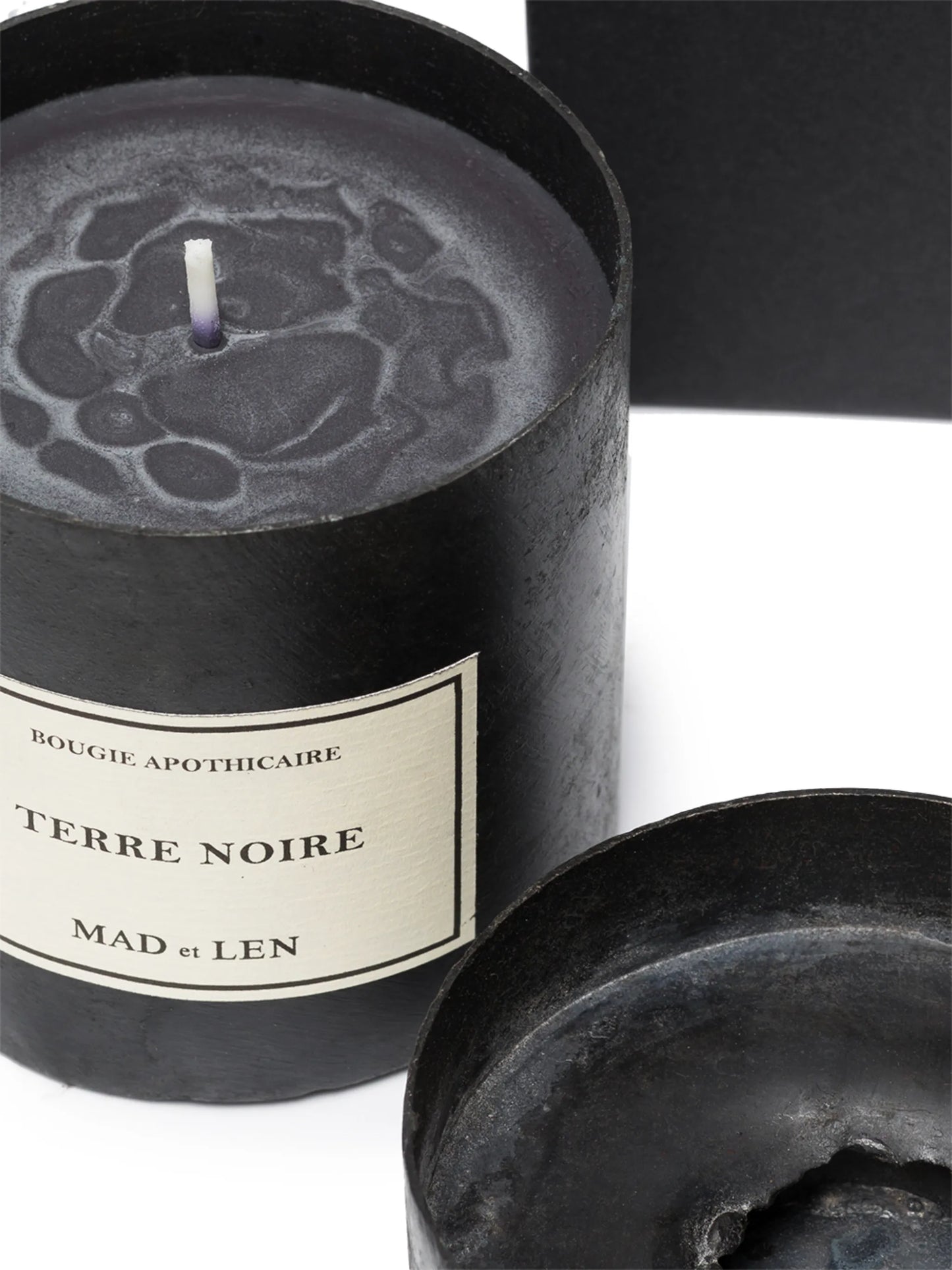 Terre Noire scented candle