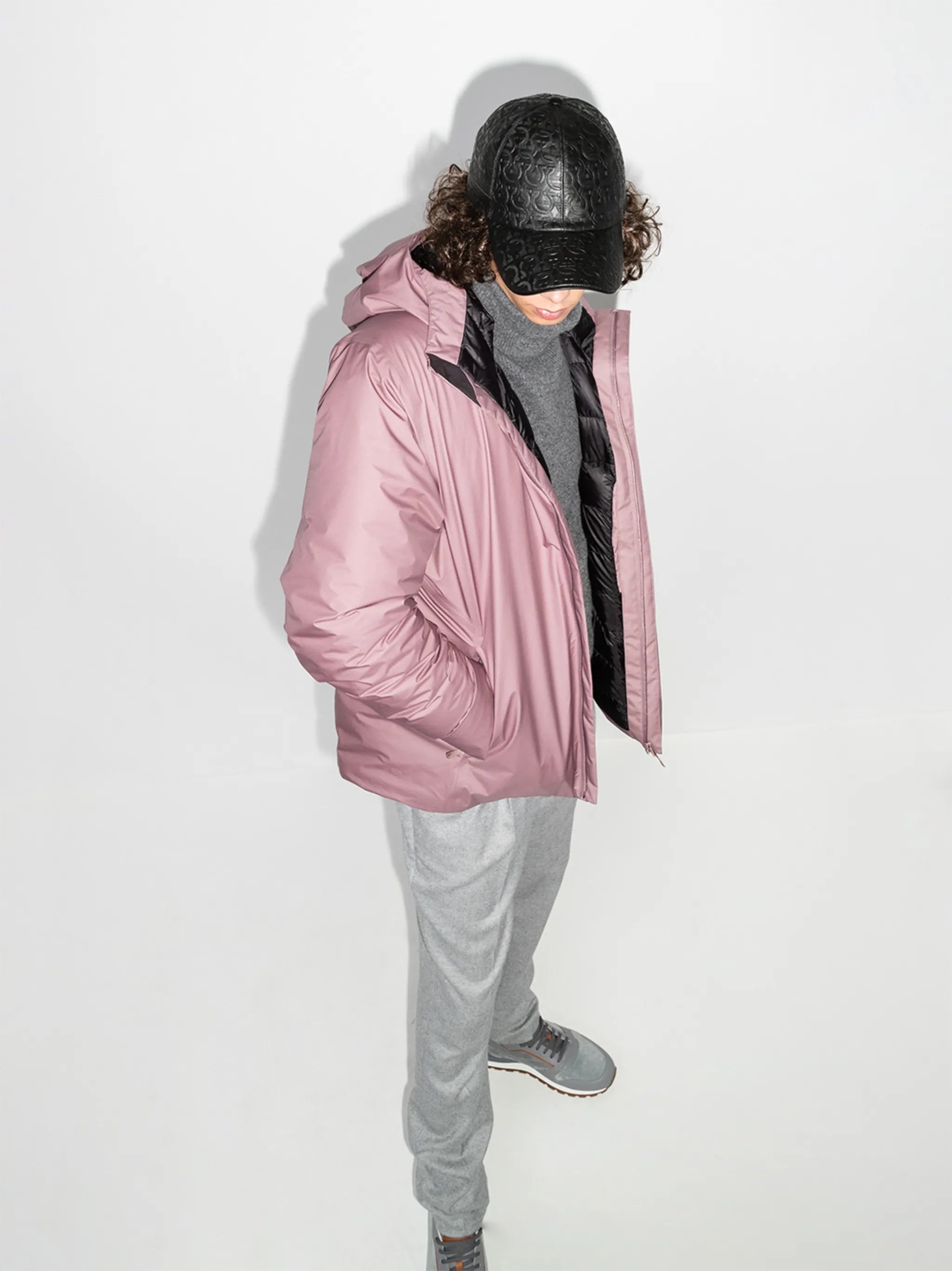 Gancini leather cap