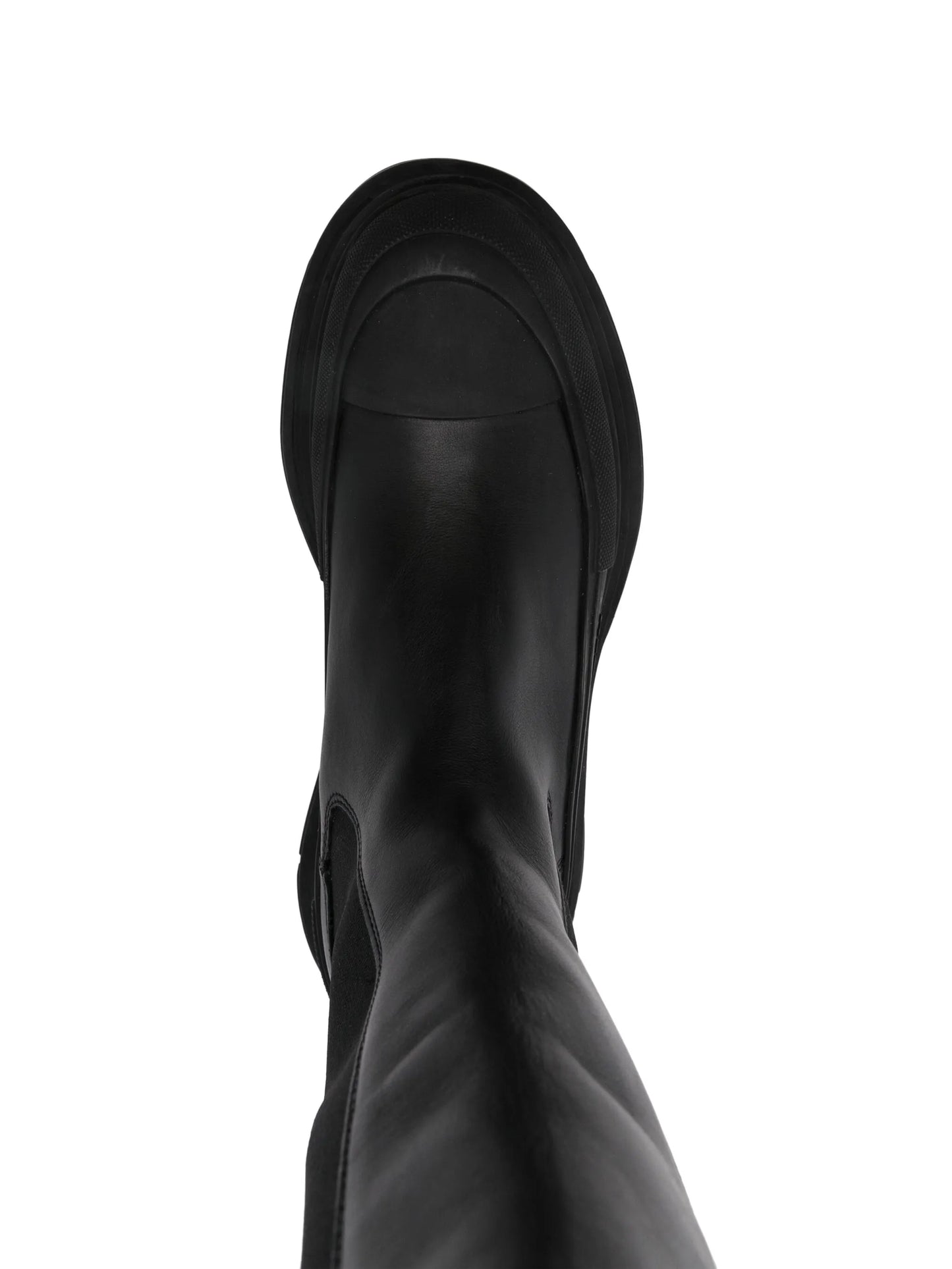 Tread boots