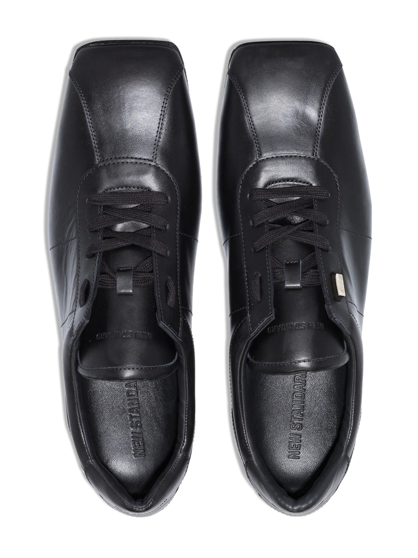 Change lace-up sneakers