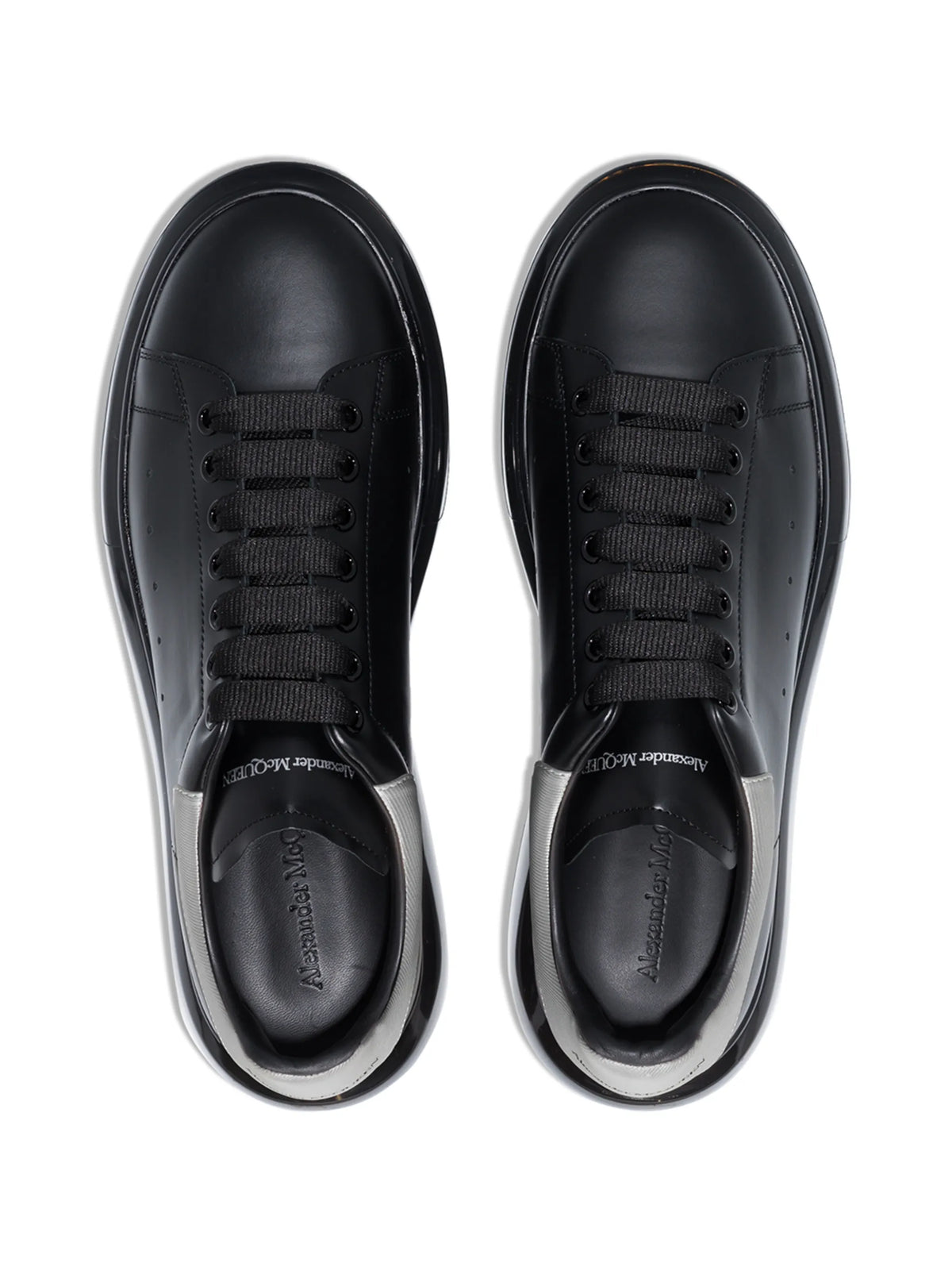 Oversized low-top sneakers