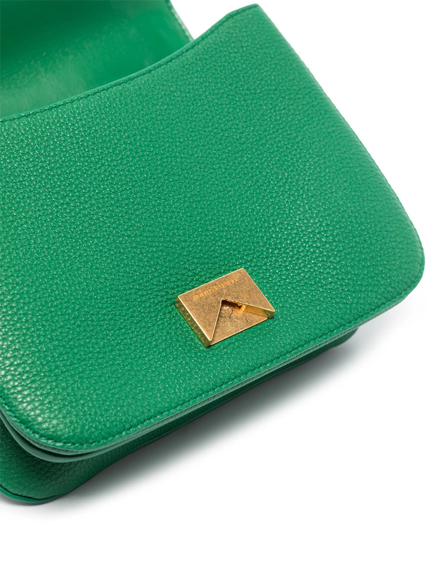 Beak chain tote bag