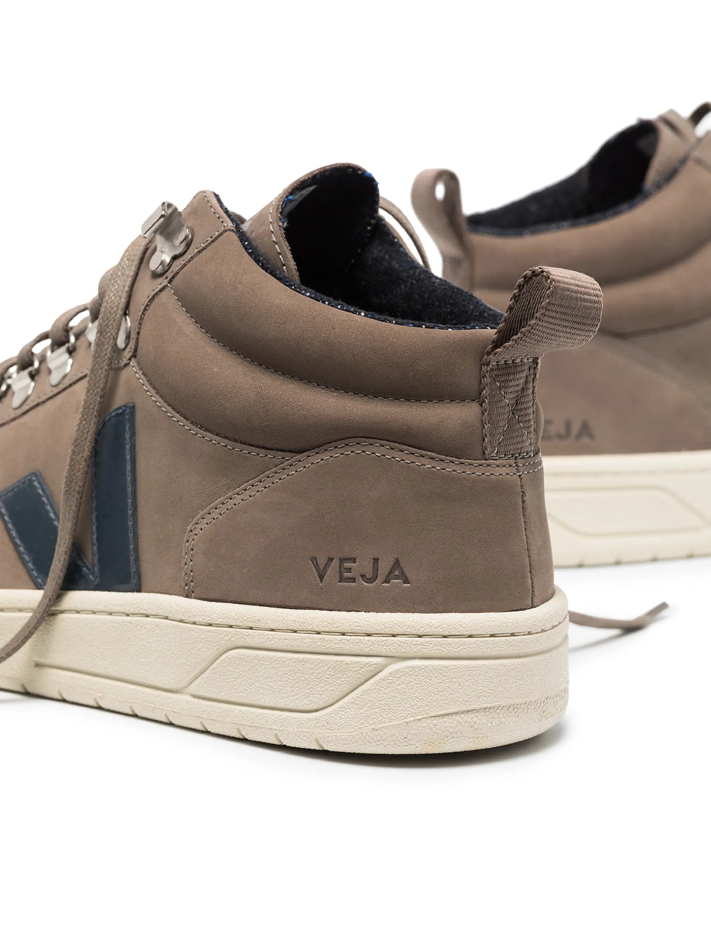 Roraima high-top sneakers