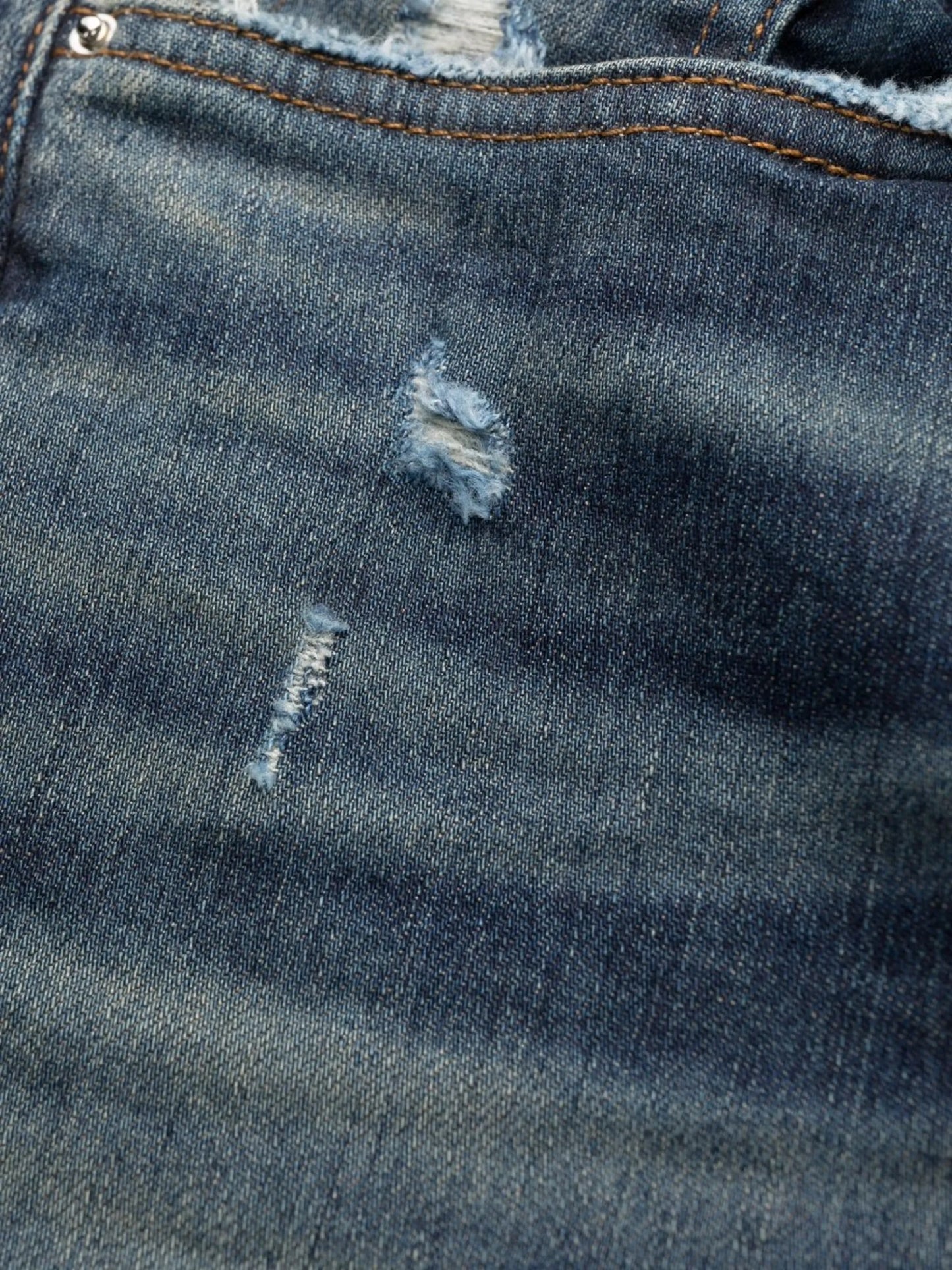 light-wash skinny jeans