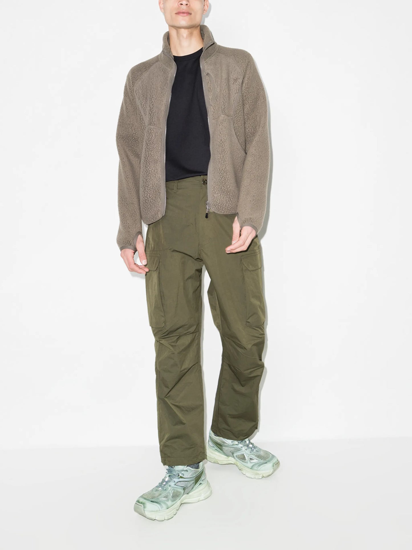 straight-leg cargo trousers