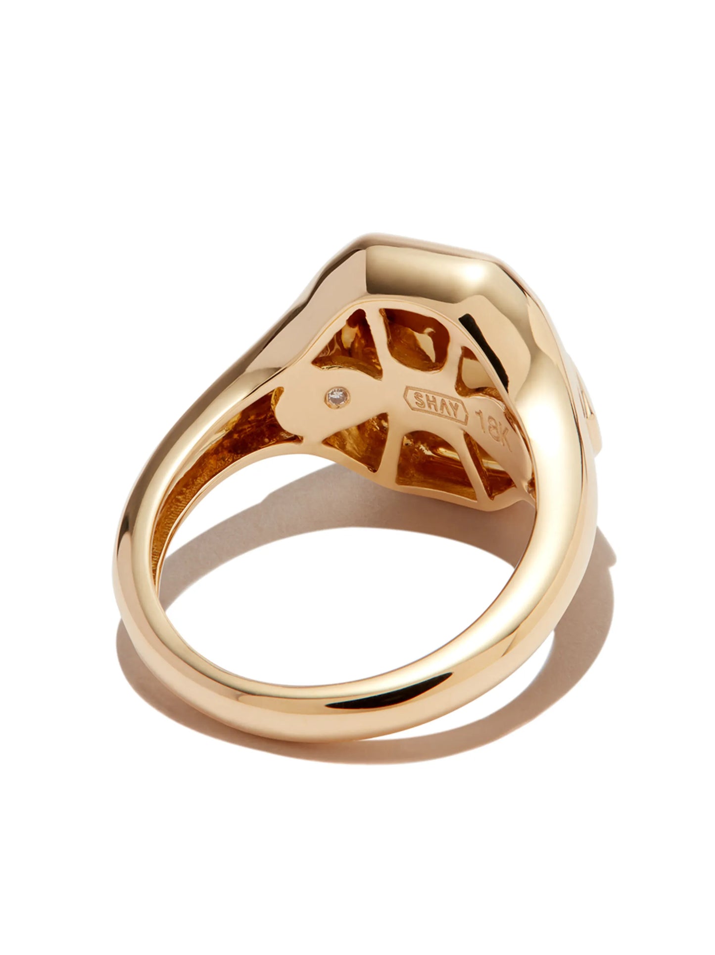 18K yellow gold capricorn diamond signet ring