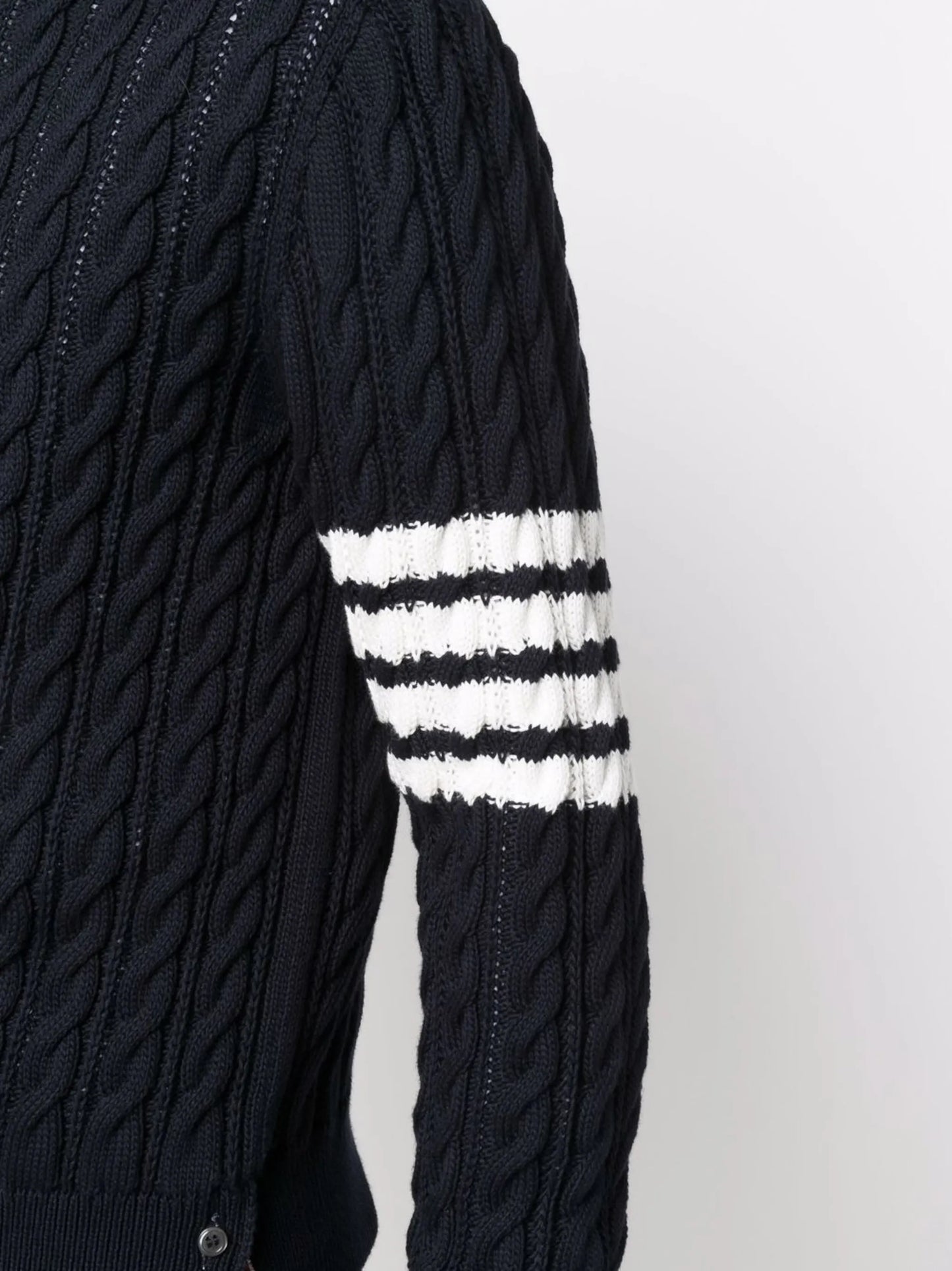 4-Bar cable-knit jumper