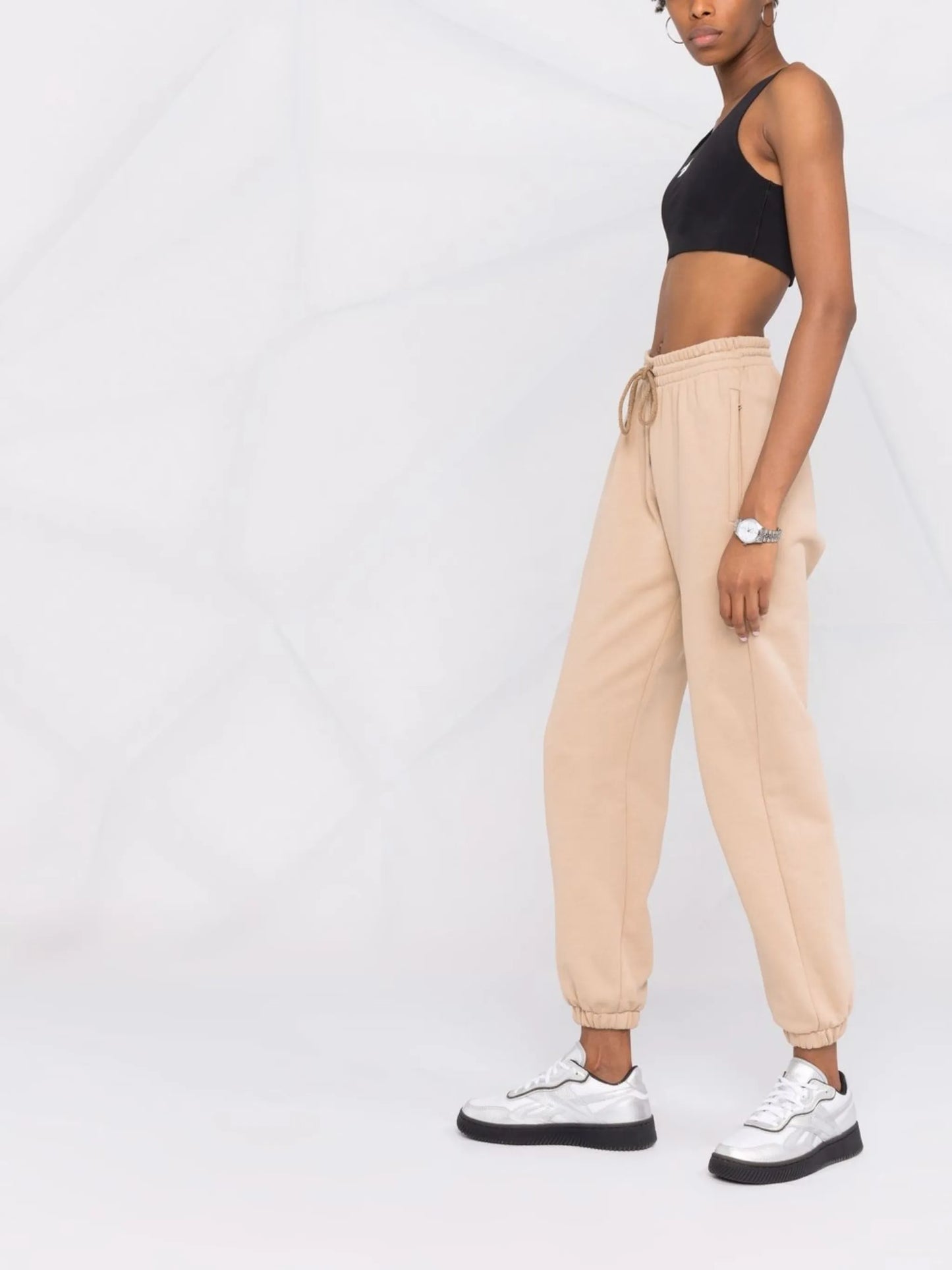 Bonded scoop-neck sports bra