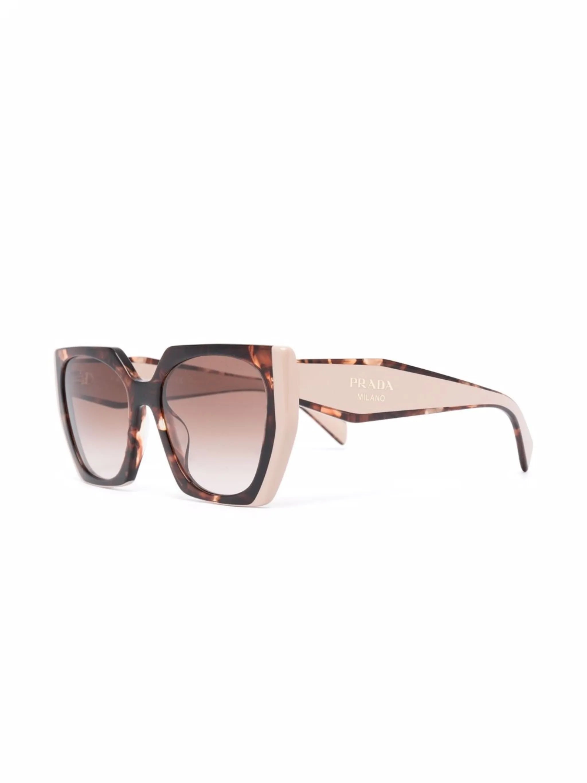 cat-eye sunglasses
