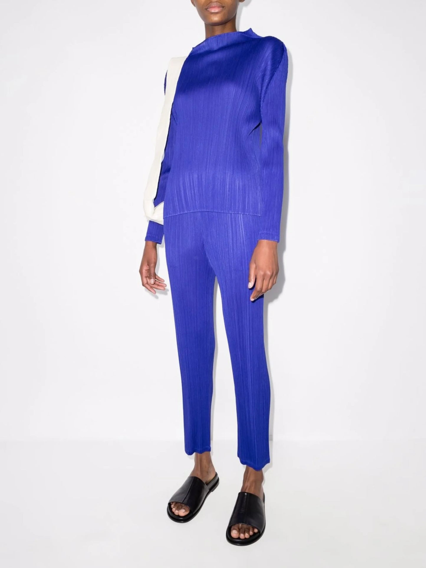 Monthly Colours January plissé-effect top