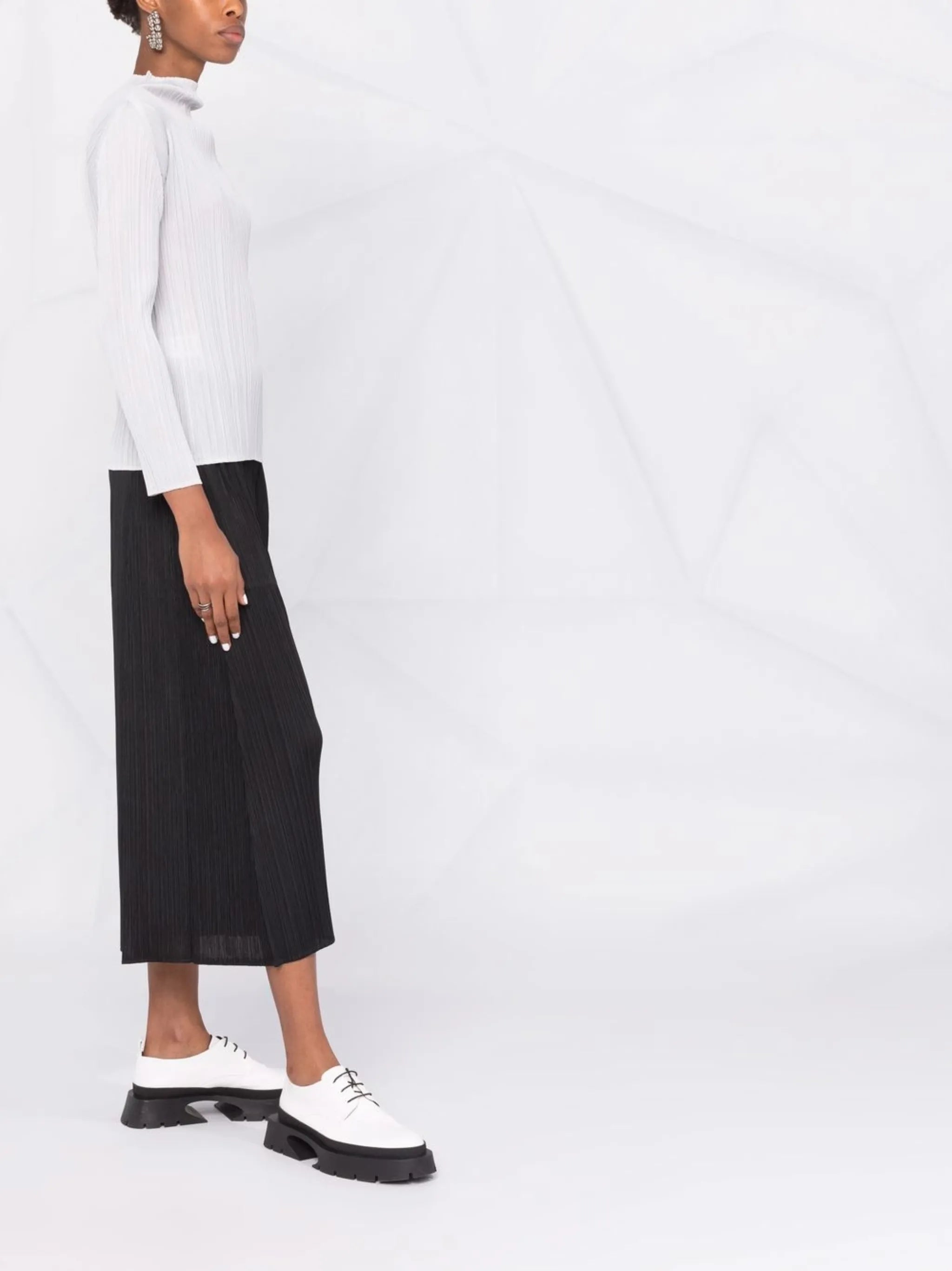 plissé-detail mock neck top