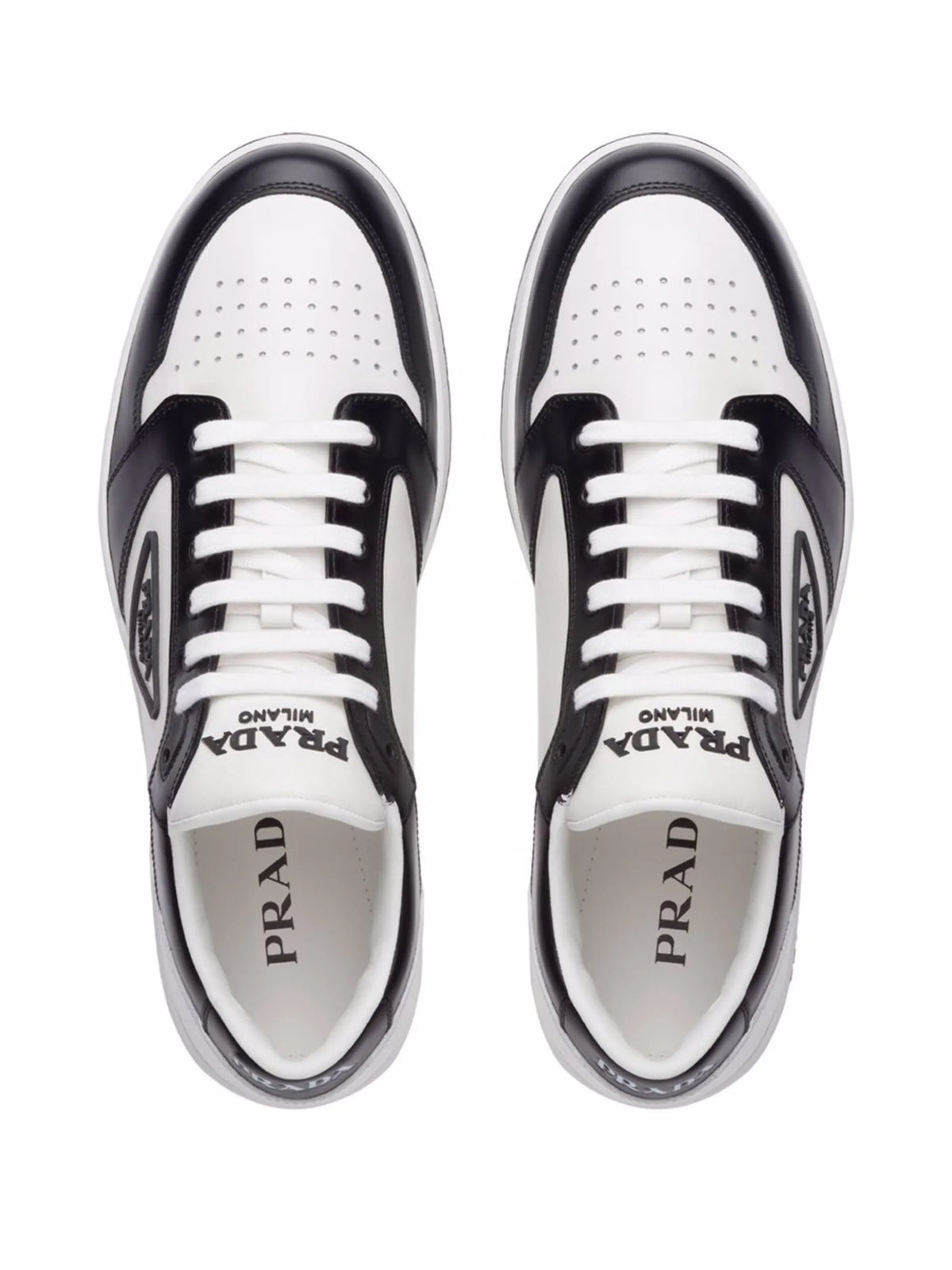 District low-top leather sneakers