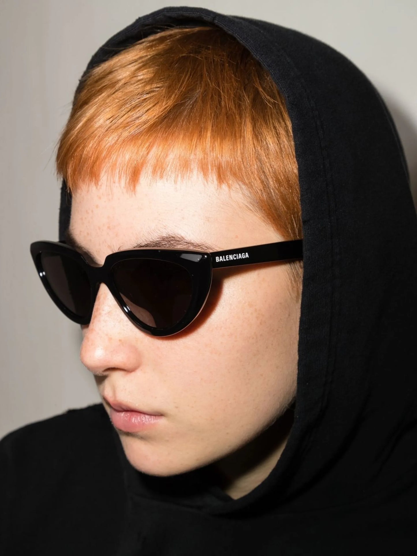 Elongated cat-eye sunglasses