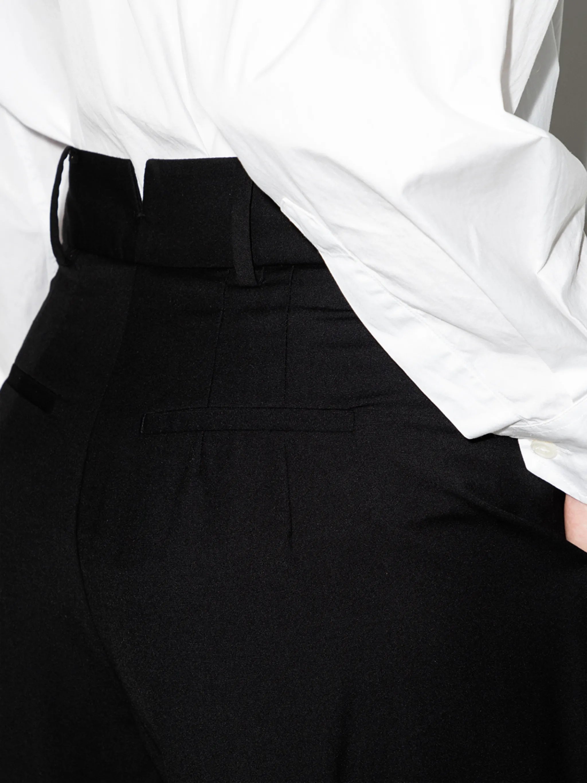 Gelso high-waisted darted trousers