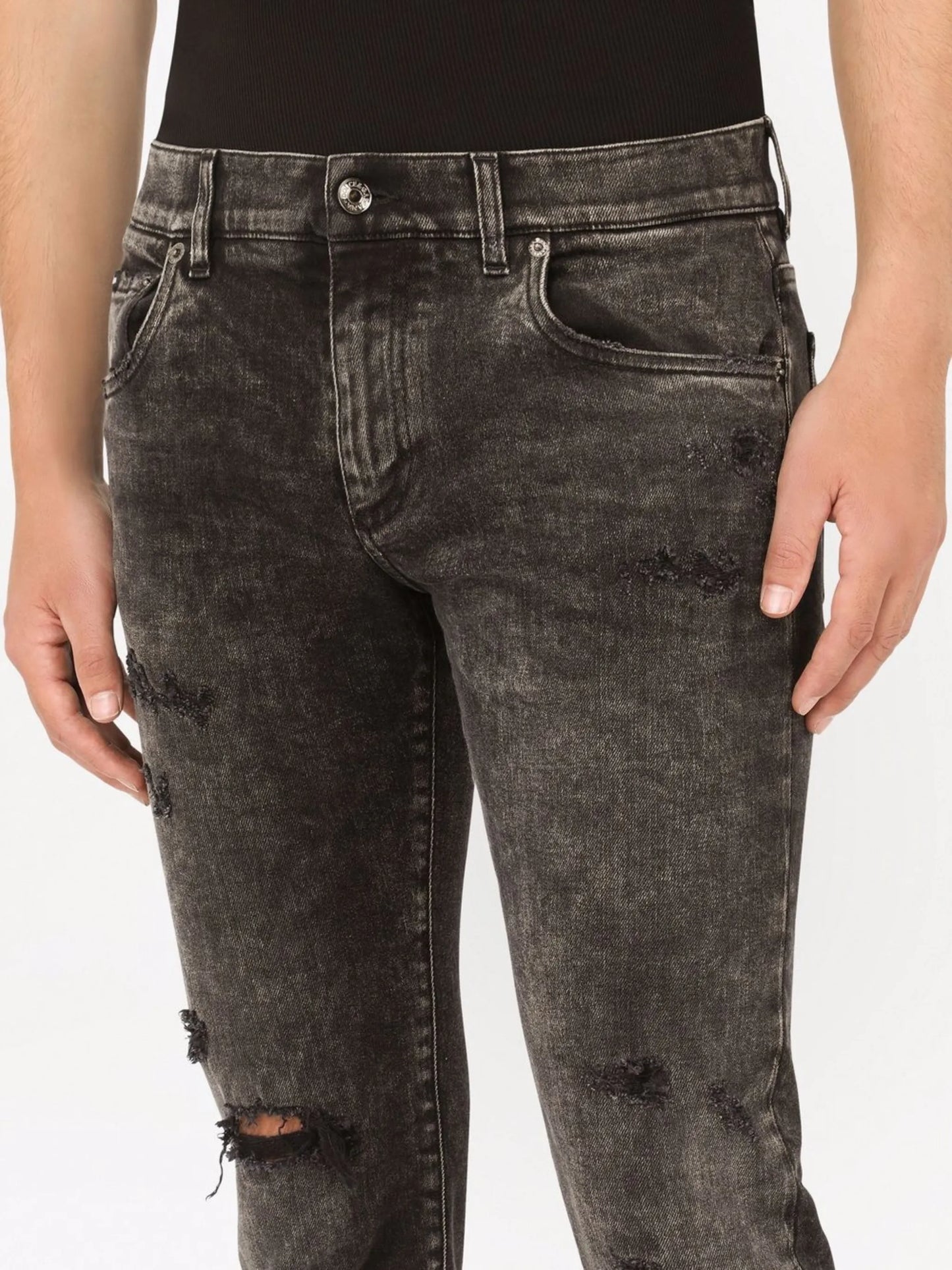 distressed-effect slim-cut jeans