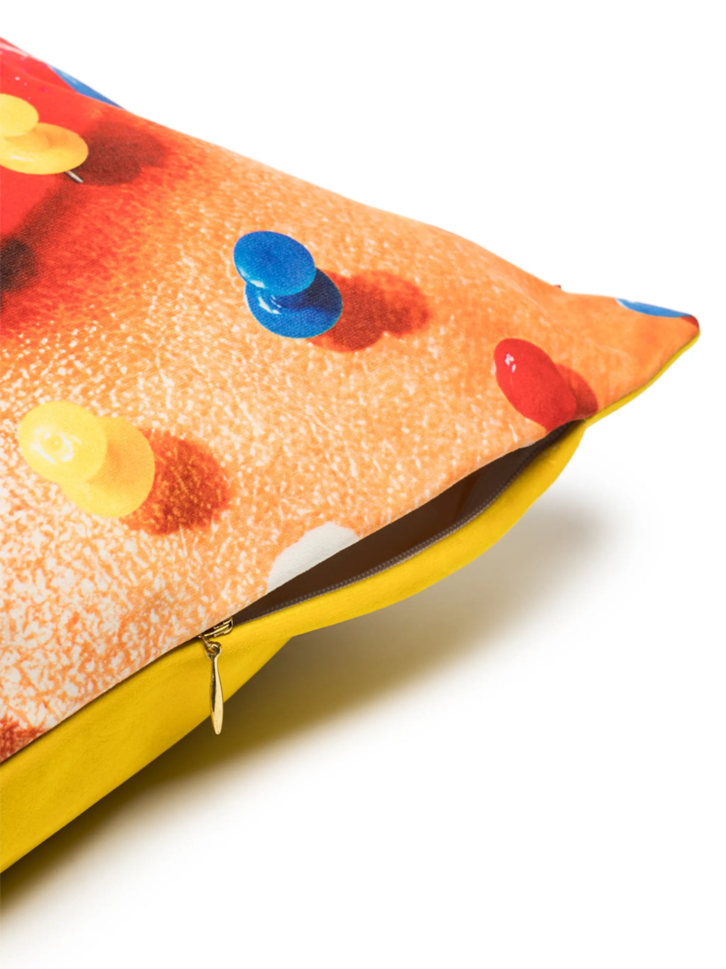Mouth with Pins-print cushion (50x50cm)