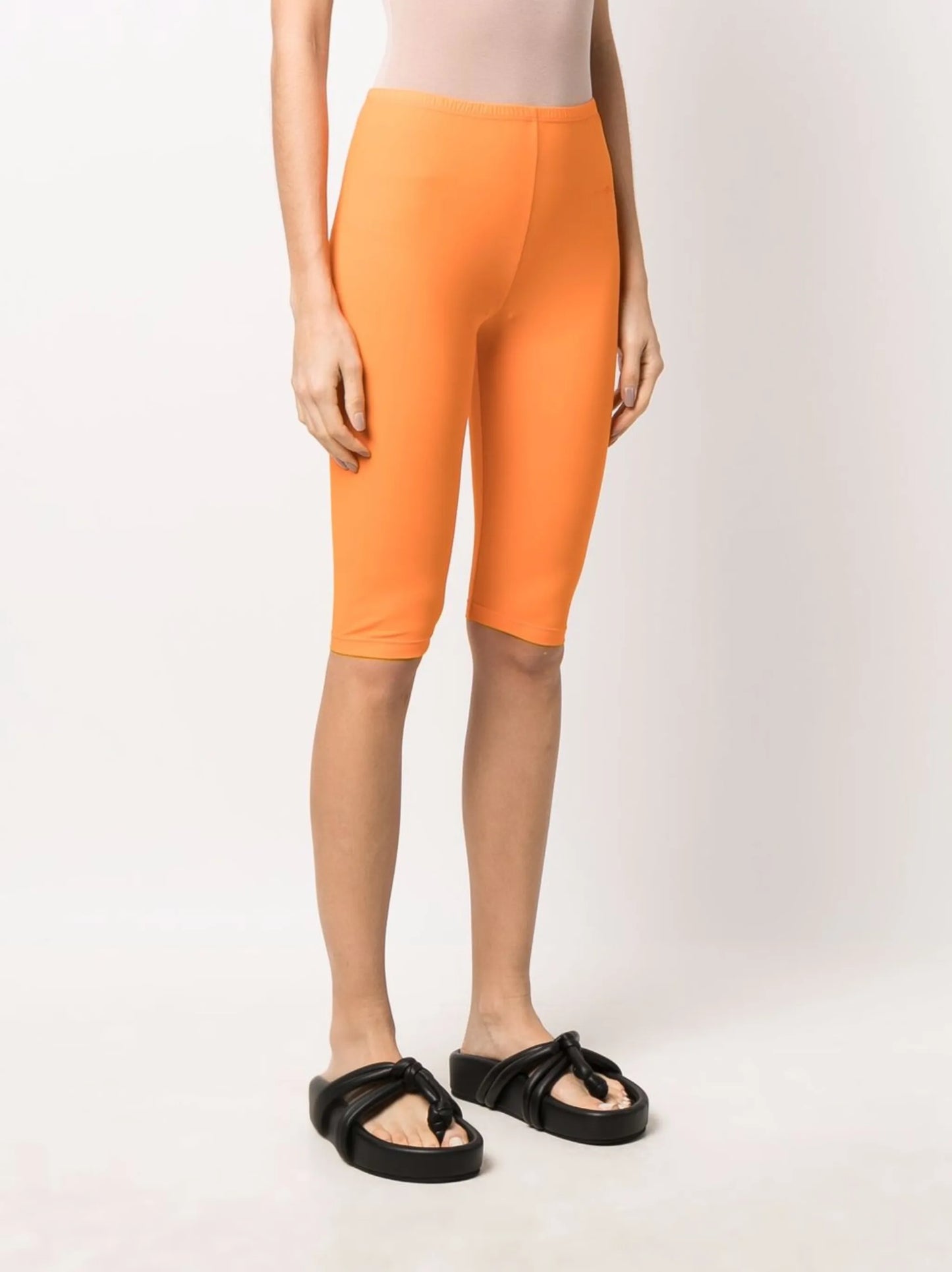 fitted knee-length shorts