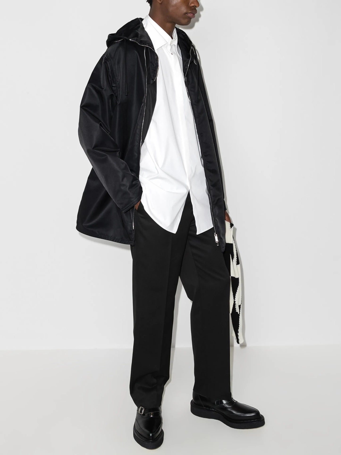 oversize collar shirt