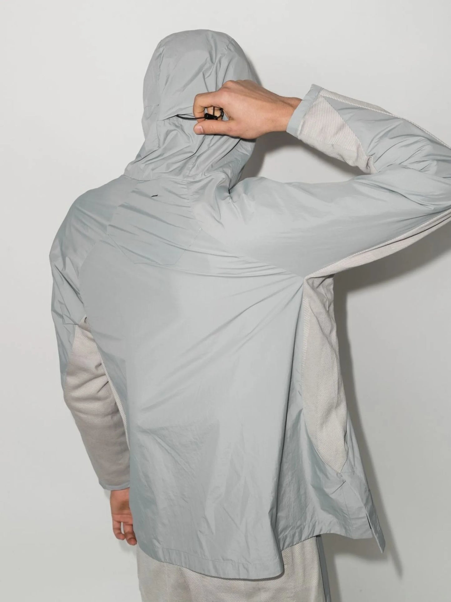 panelled hooded windbreaker