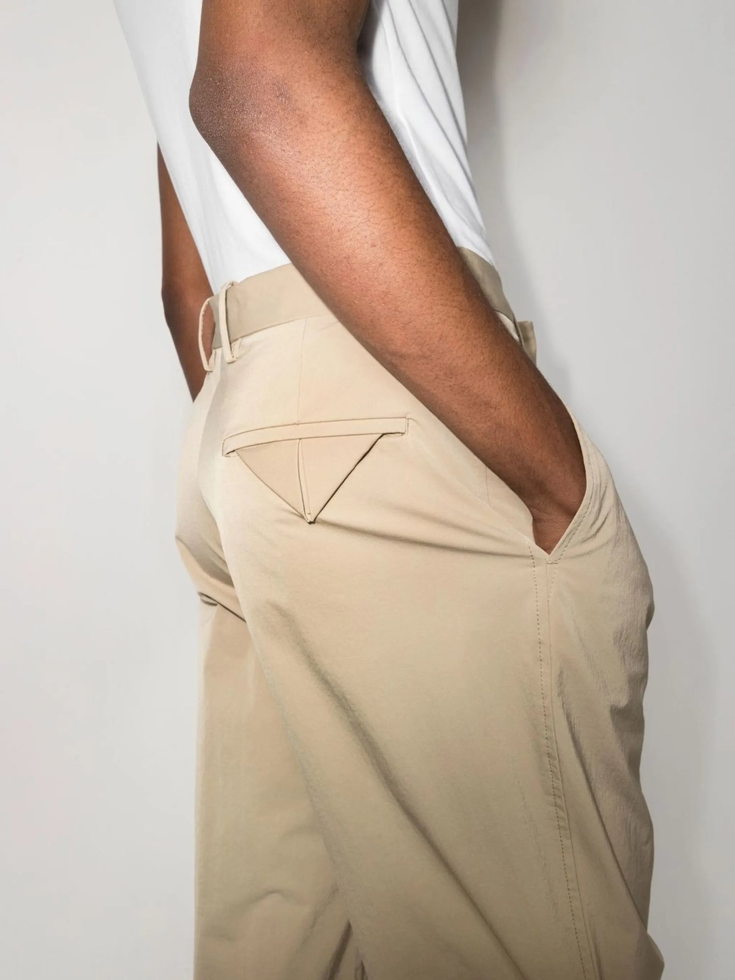 straight-leg trousers