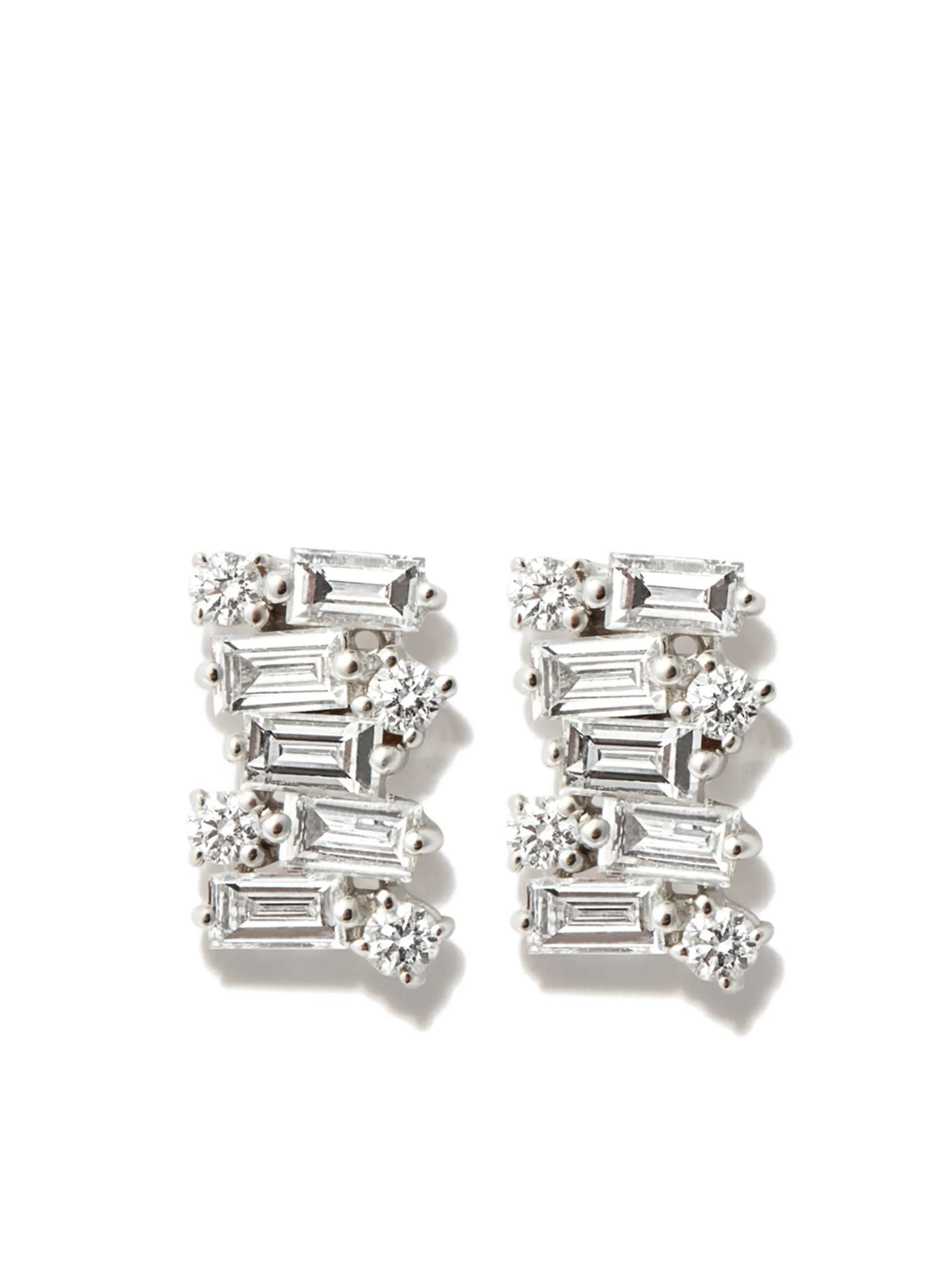 18kt white gold diamond stud earrings
