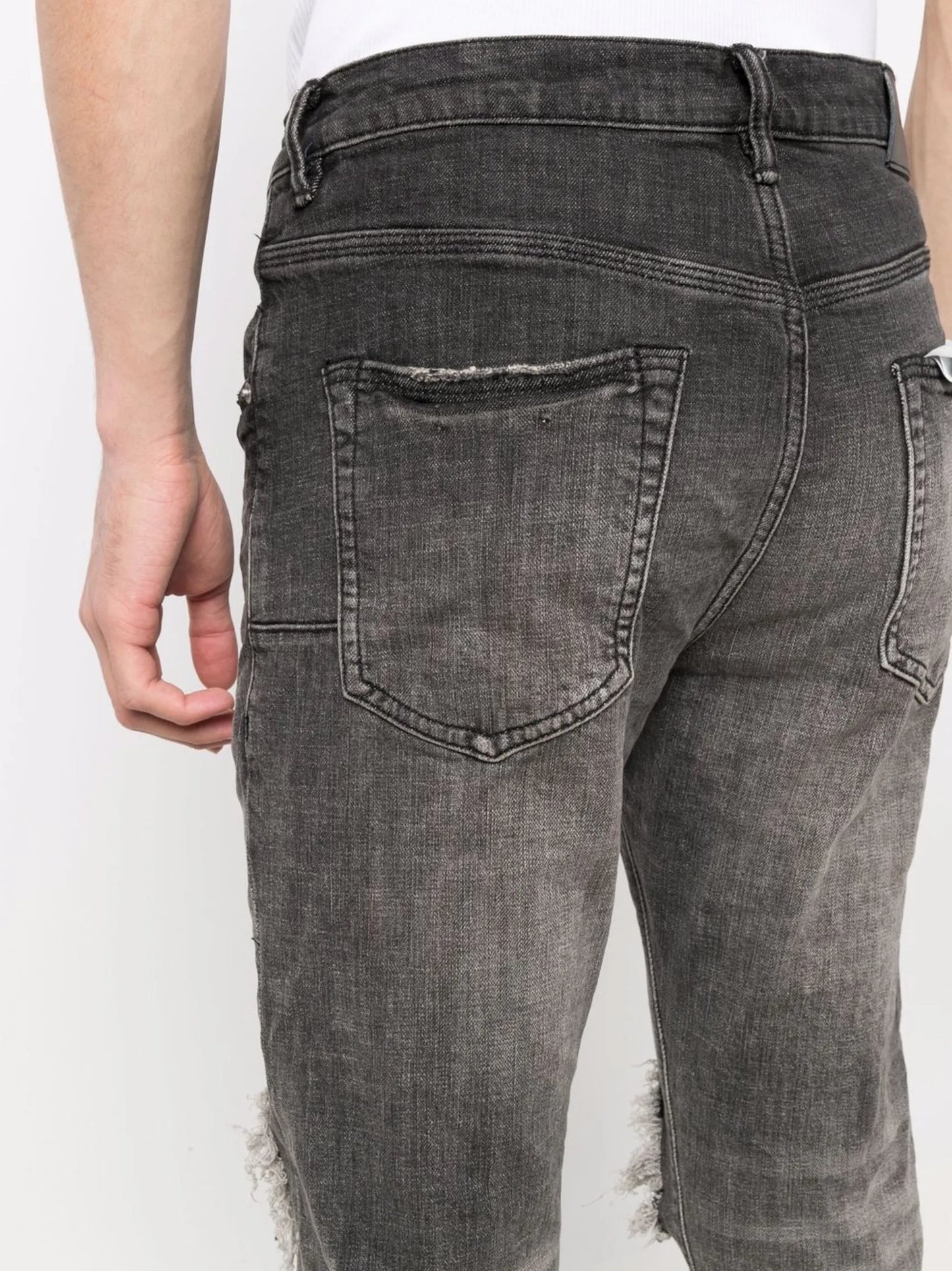 low-rise slim-fit jeans