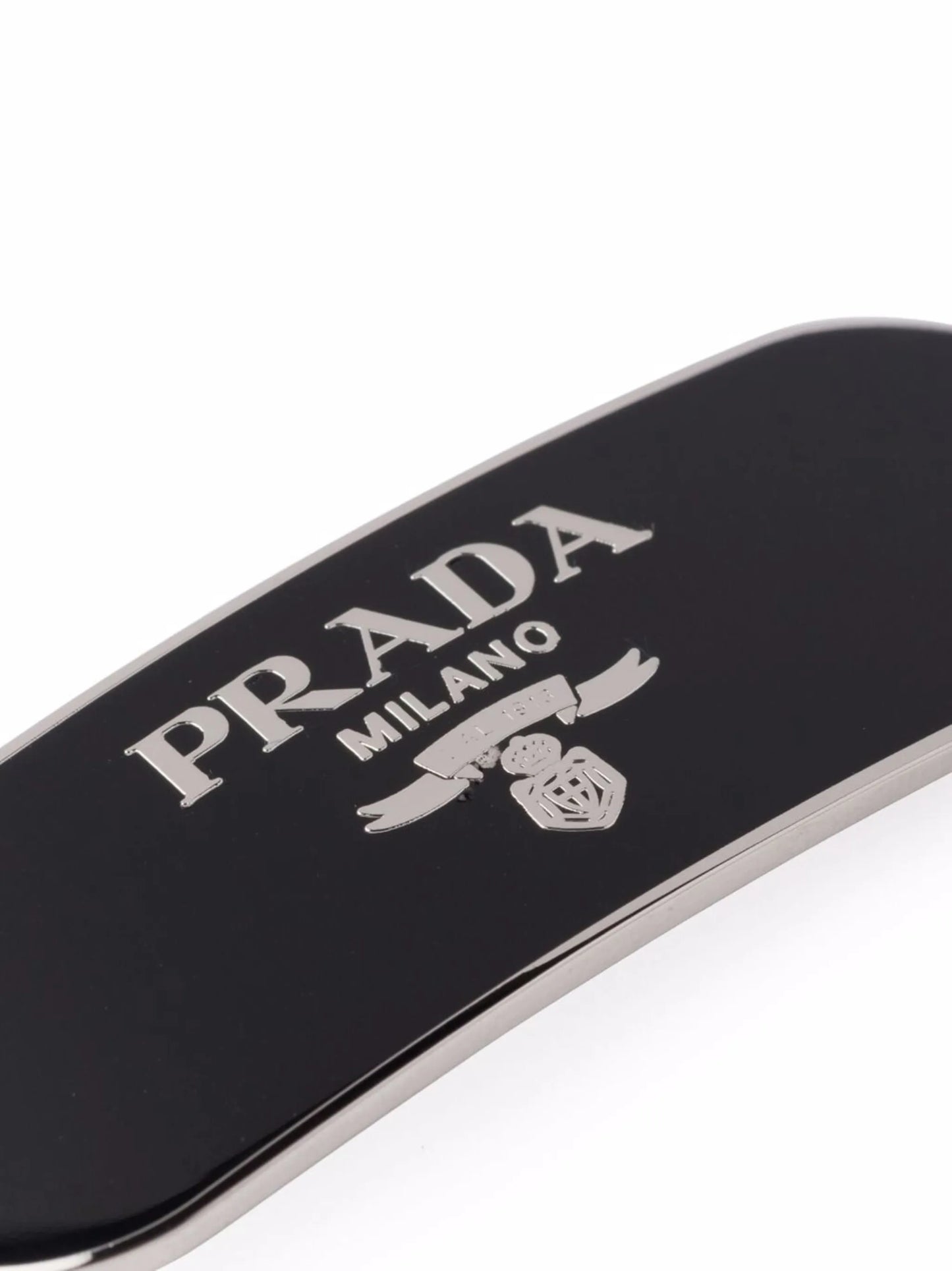 logo-lettering hair clip