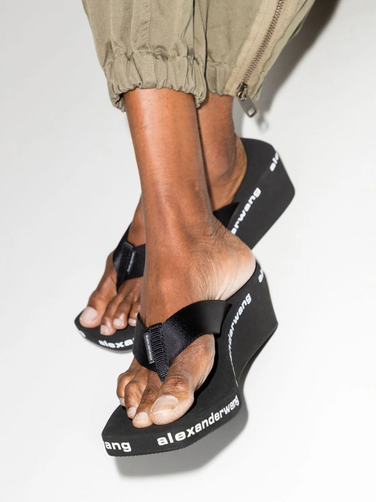 logo-print wedge flip flops